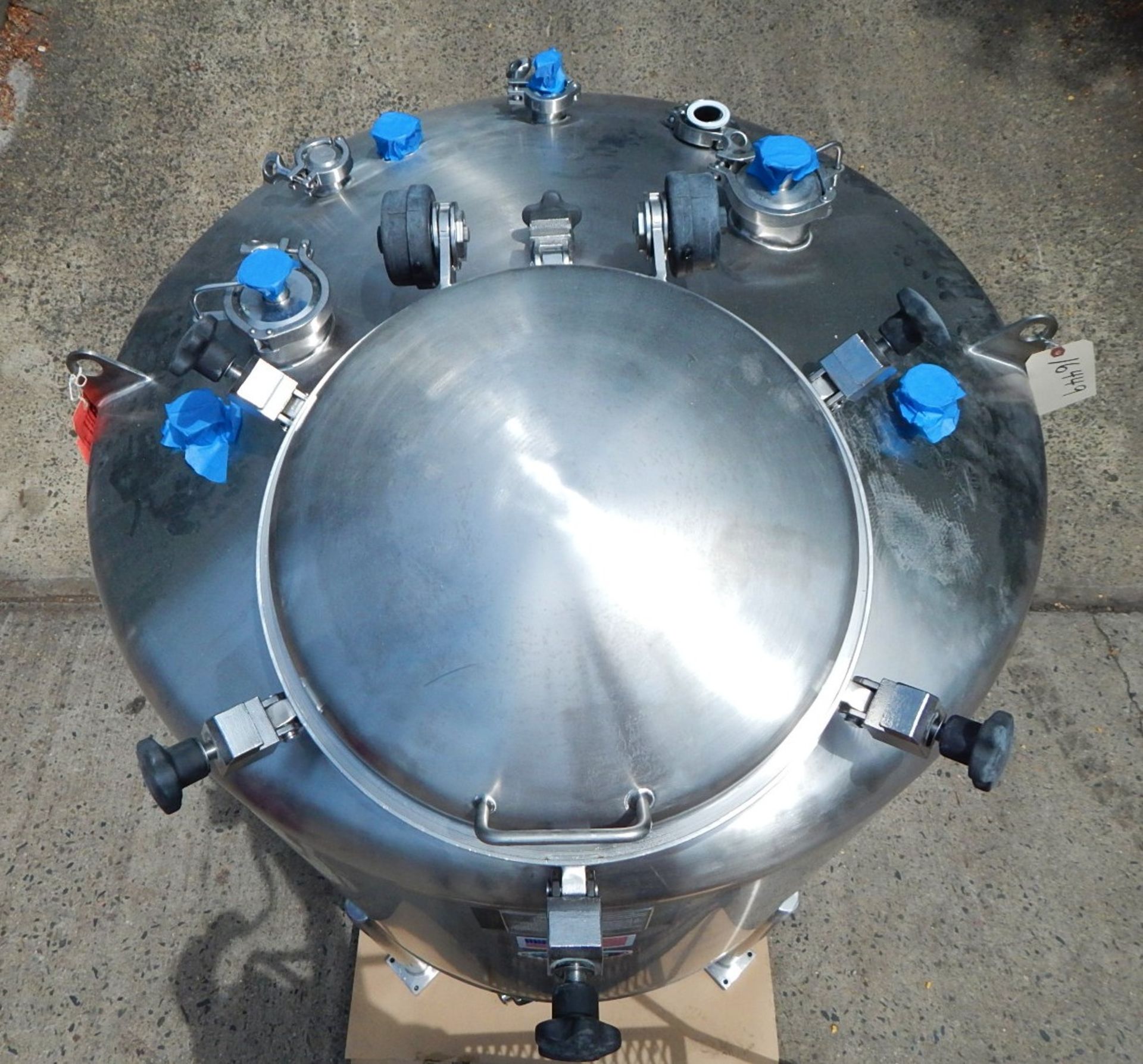 250 GALLON PHARMACEUTICAL GRADE 316 L STAINLESS STEEL PROCESS TANK BY T & C STAINLESS - Image 4 of 8