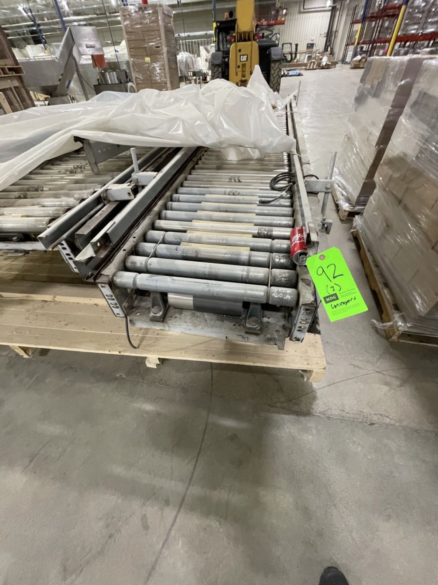 (3) HYTROL ROLLER CASE CONVEYORS APPX 121” L x 21” W - Image 2 of 8