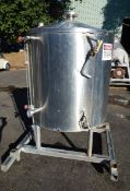 200 GALLON CLOSED VACUUM RECEIVER TANK BY PERRY PRODUCTS, MODEL 200 GAL VDW, SERIAL