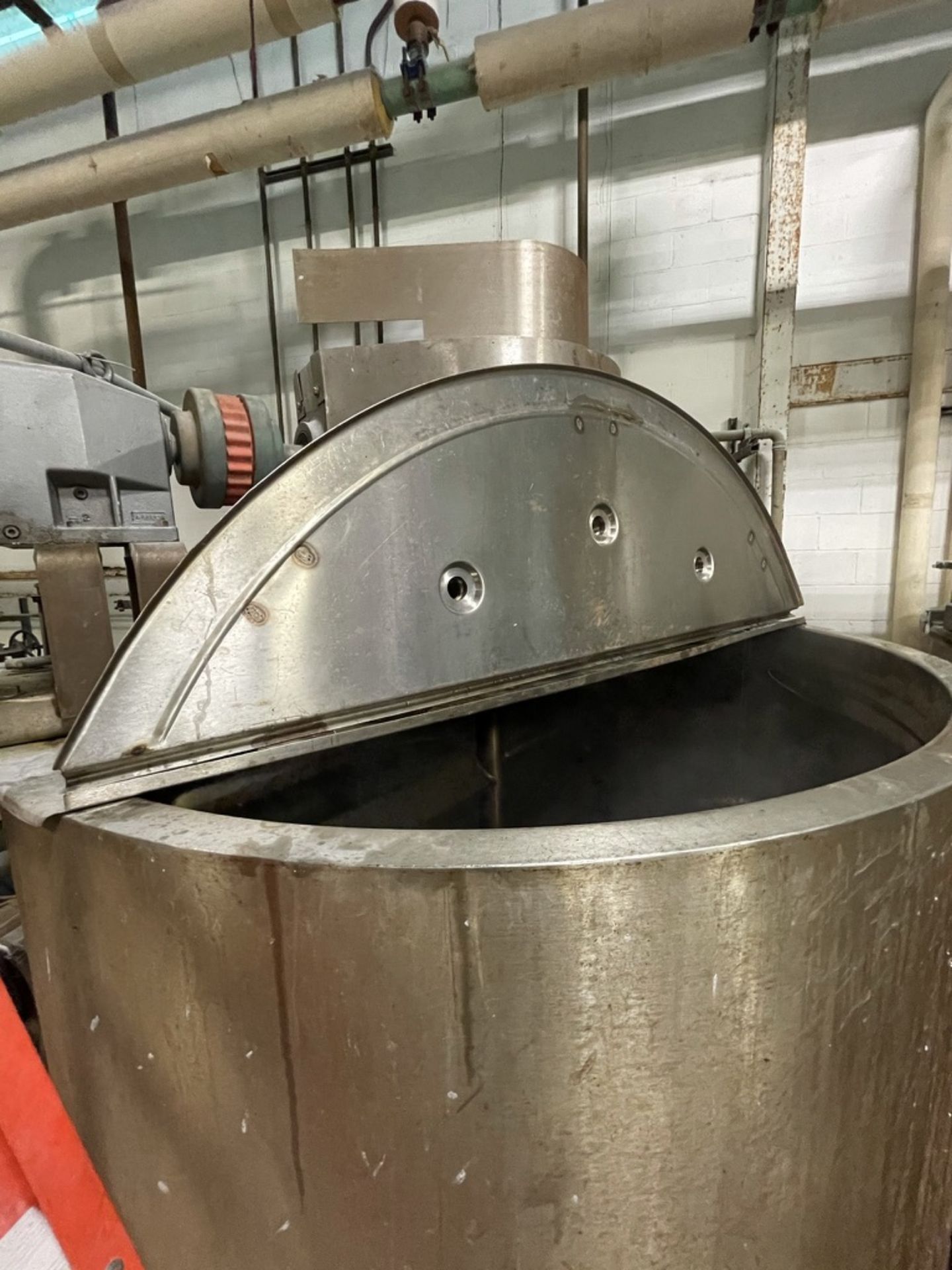 LEE 1,500 GALLON S/S FULLY-JACKETED KETTLE WITH TOP-MOUNT DUAL-MOTION AGITATION - Image 17 of 18