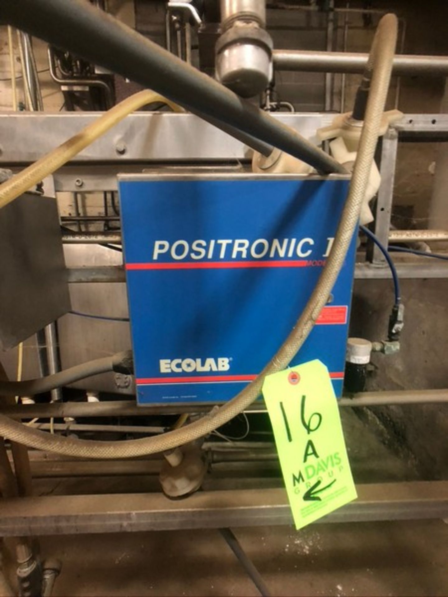SANITATION AND CHEMICAL DOSING SYSTEM MOUNTED ON S/S RACK WITH ECOLAB POSITRONIC IV AND PROMINENT - Image 7 of 9