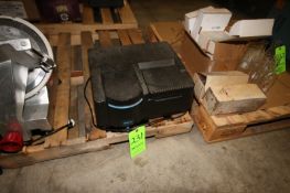 Hach Spectrophotometer, M/N DR/4000, with Manual (Located in Adamstown, PA--Back of Warehouse)