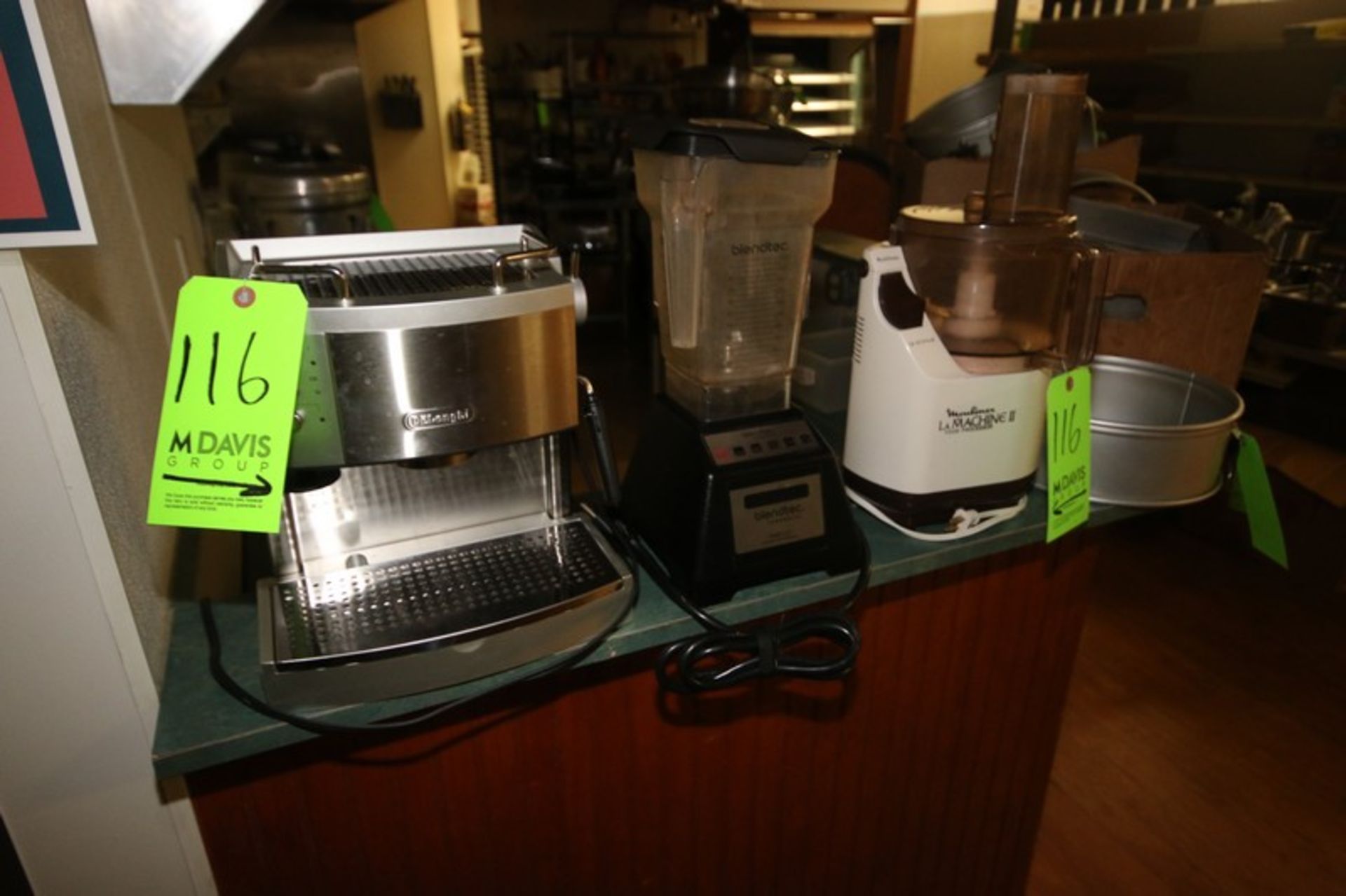 DeLonghi Expresso Machine, Blendtec Commercial Mixer Chef 600 Blender, Moulinex La Machine II Food - Image 2 of 3