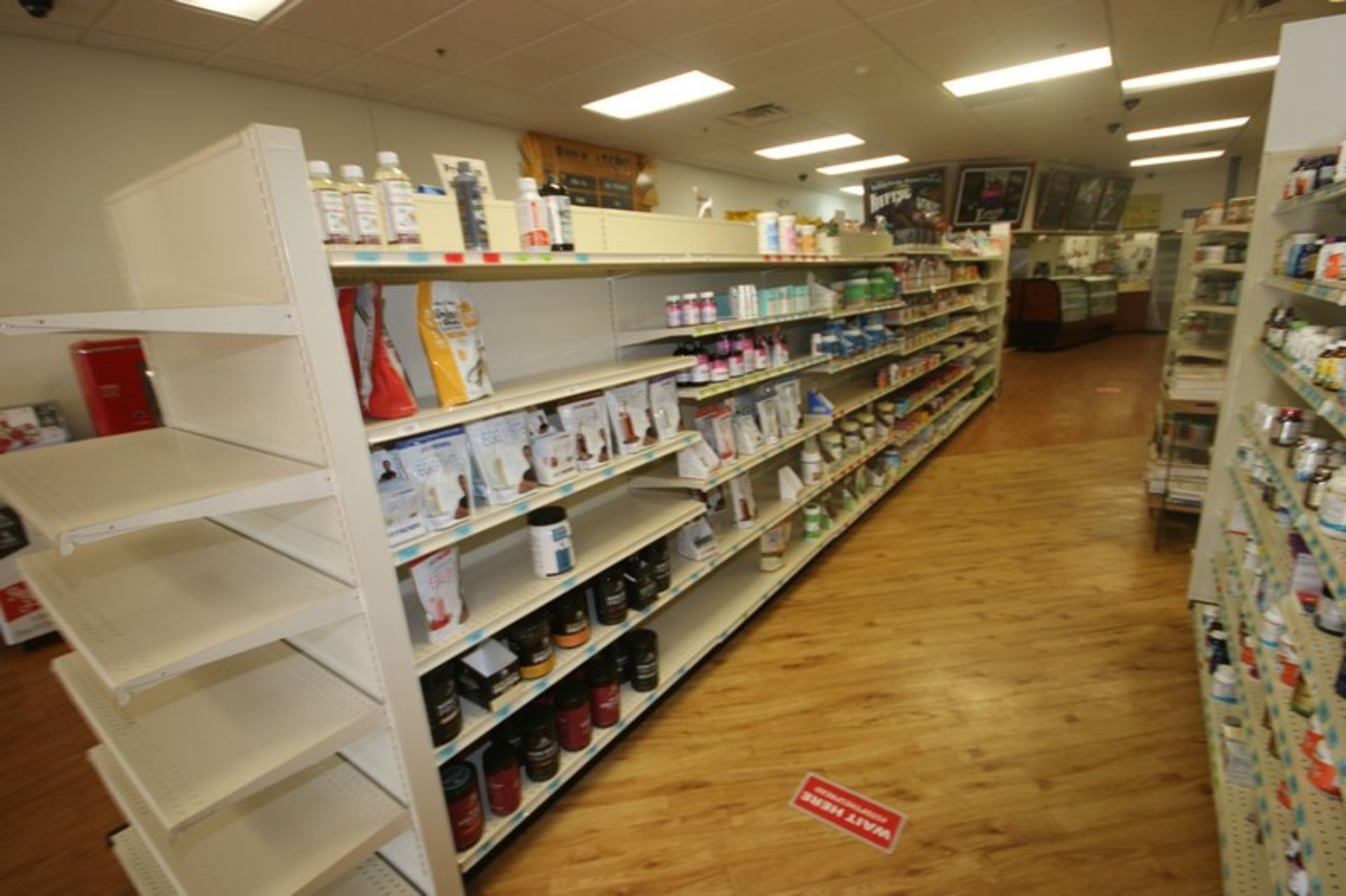 Feet of Double Sided Super Market Shelving, with Shelves (NOTE: SOLD BY THE FOOT) (Located in - Image 2 of 4