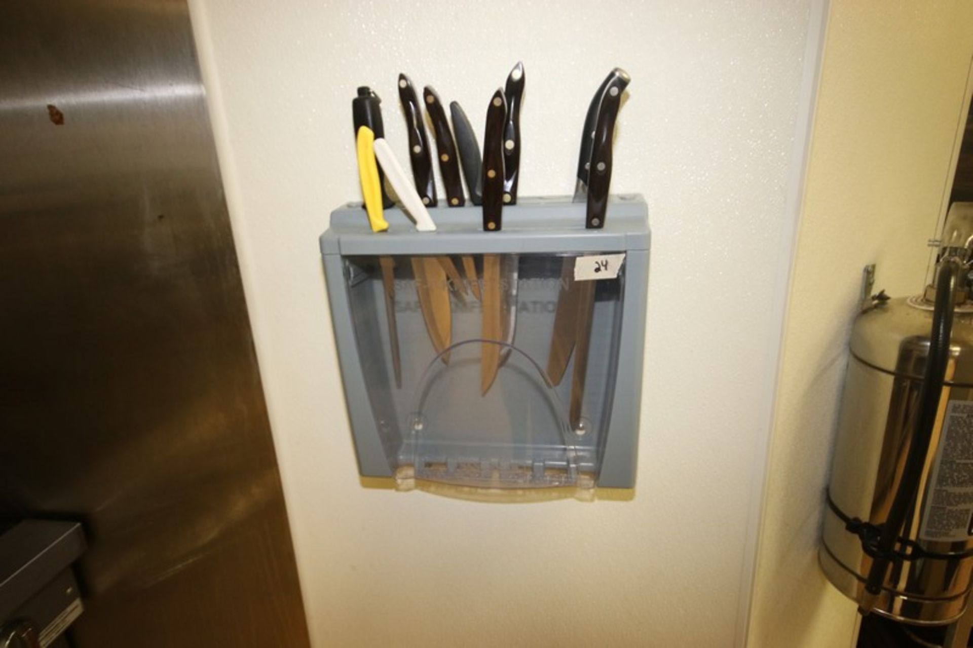 San Jamar Saf-T-Knife Station, Wall Mounted with Multiple Top Knife Inserts (Located in McMurray,