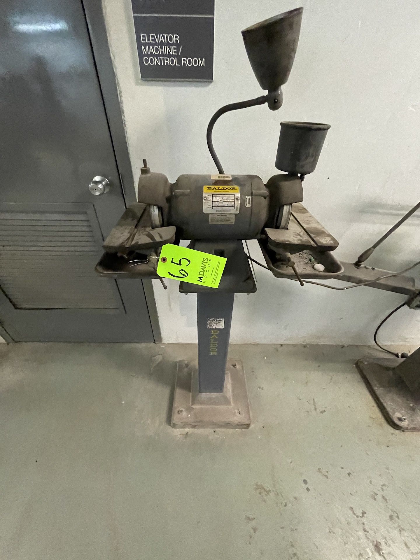 (1) BALDOR DOUBLE-END GRINDER, MODEL 439B, S/N P11-94, 1/2 HP, 3600 RPM (Non-Negotiable Rigging, - Image 3 of 4