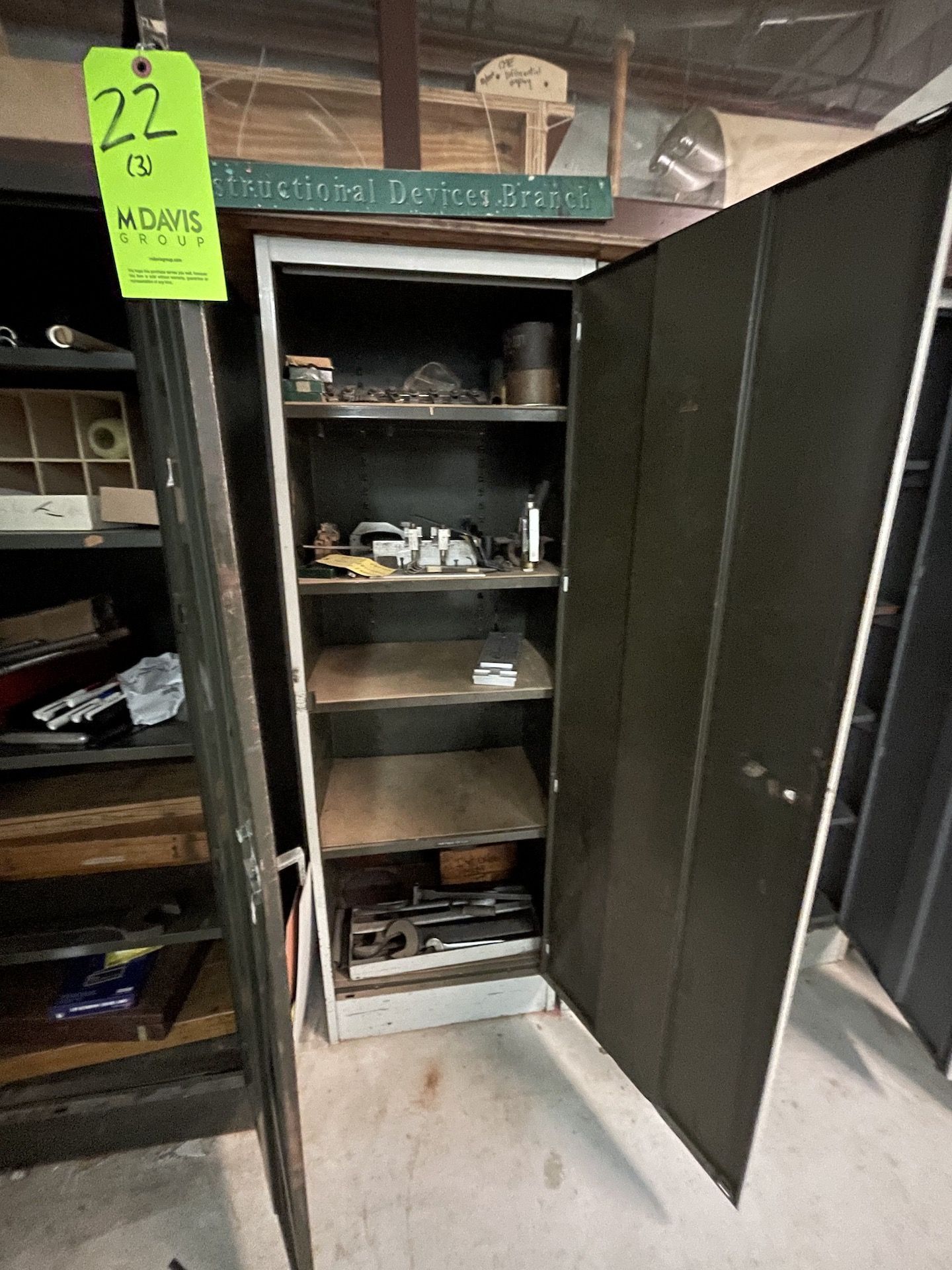 (3) CABINETS WITH CONTENTS, INCLUDING ASSORTED DIES, CUTTERS, TOOLING, REAMERS, TAPS AND MORE (Non- - Image 3 of 17