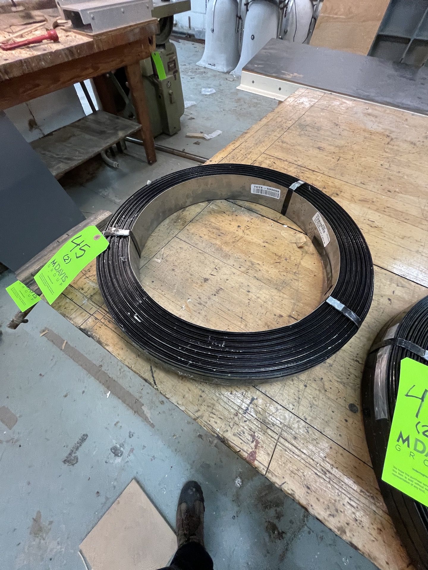 (2) ROLLS OF STEEL STRAPPING 3/4'' x 0.2 x 100 (Non-Negotiable Rigging, Packaging and Loading - Image 3 of 9