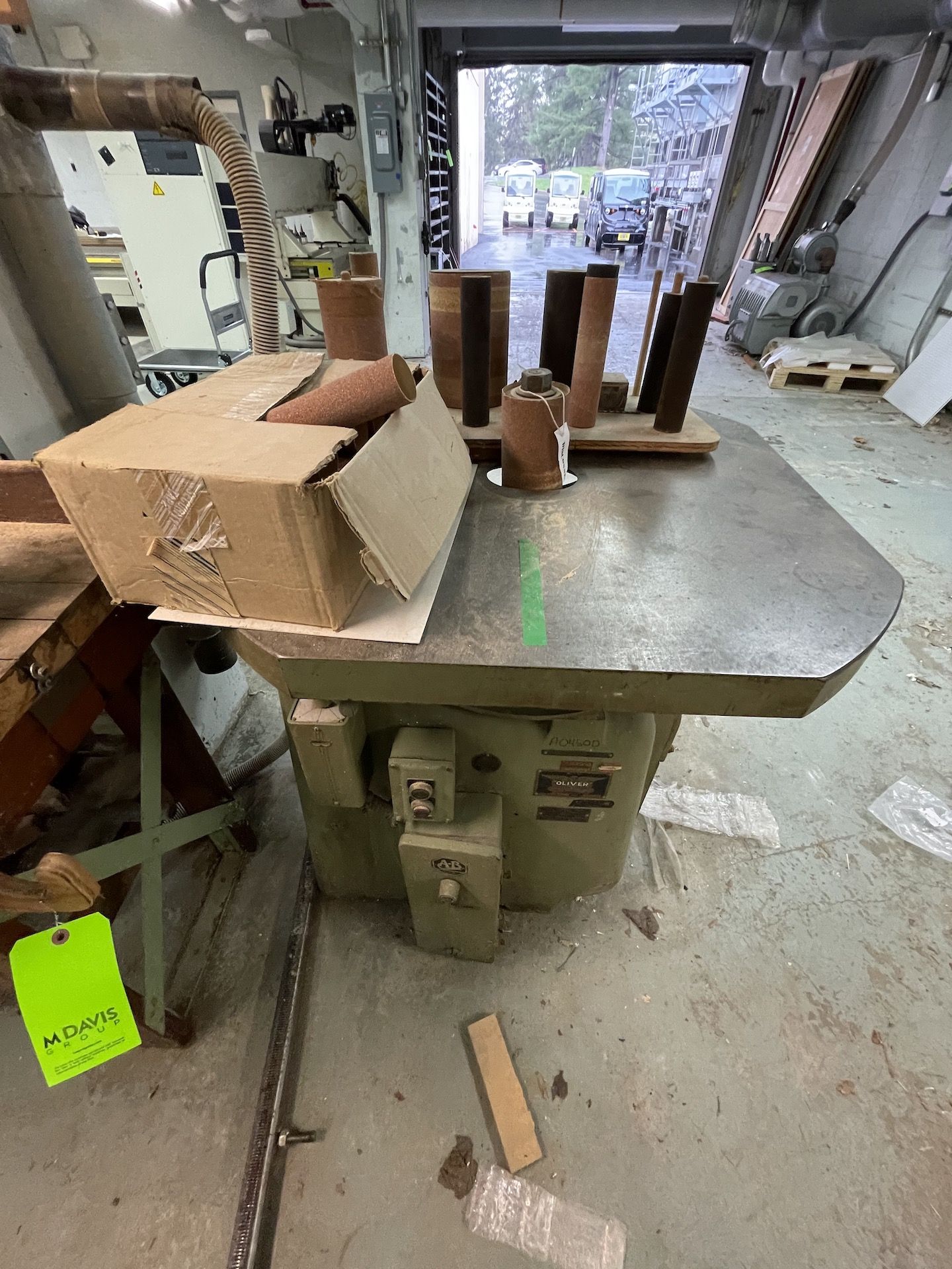 OLIVER SANDER, MODEL 381D, S/N 80854 (Non-Negotiable Rigging, Packaging and Loading Fee: $100) - Image 7 of 8