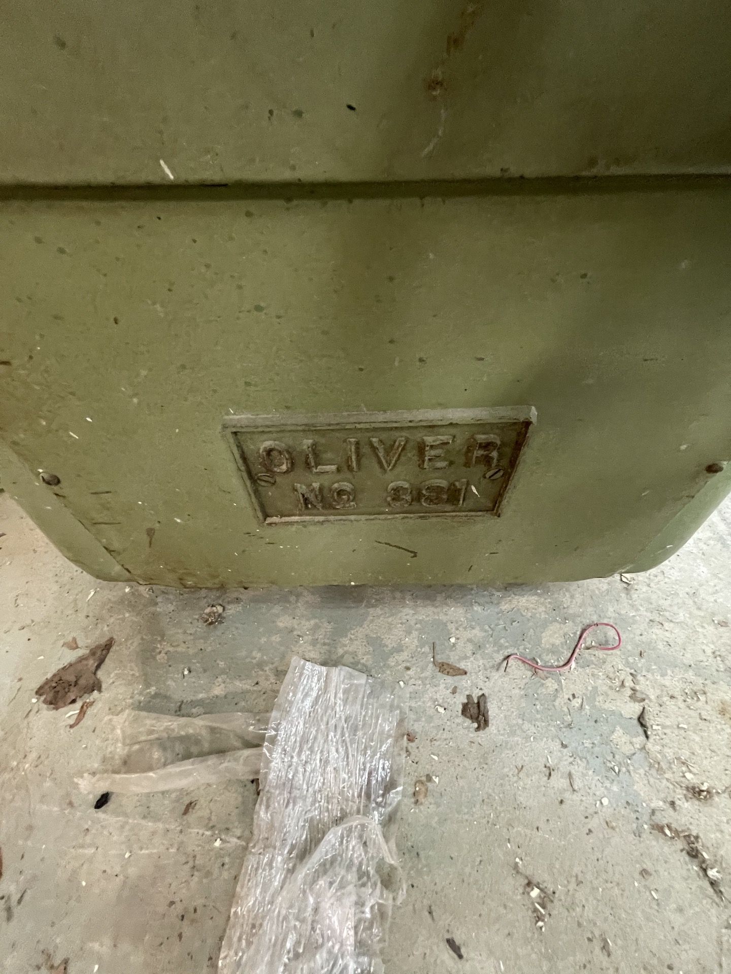 OLIVER SANDER, MODEL 381D, S/N 80854 (Non-Negotiable Rigging, Packaging and Loading Fee: $100) - Image 2 of 8