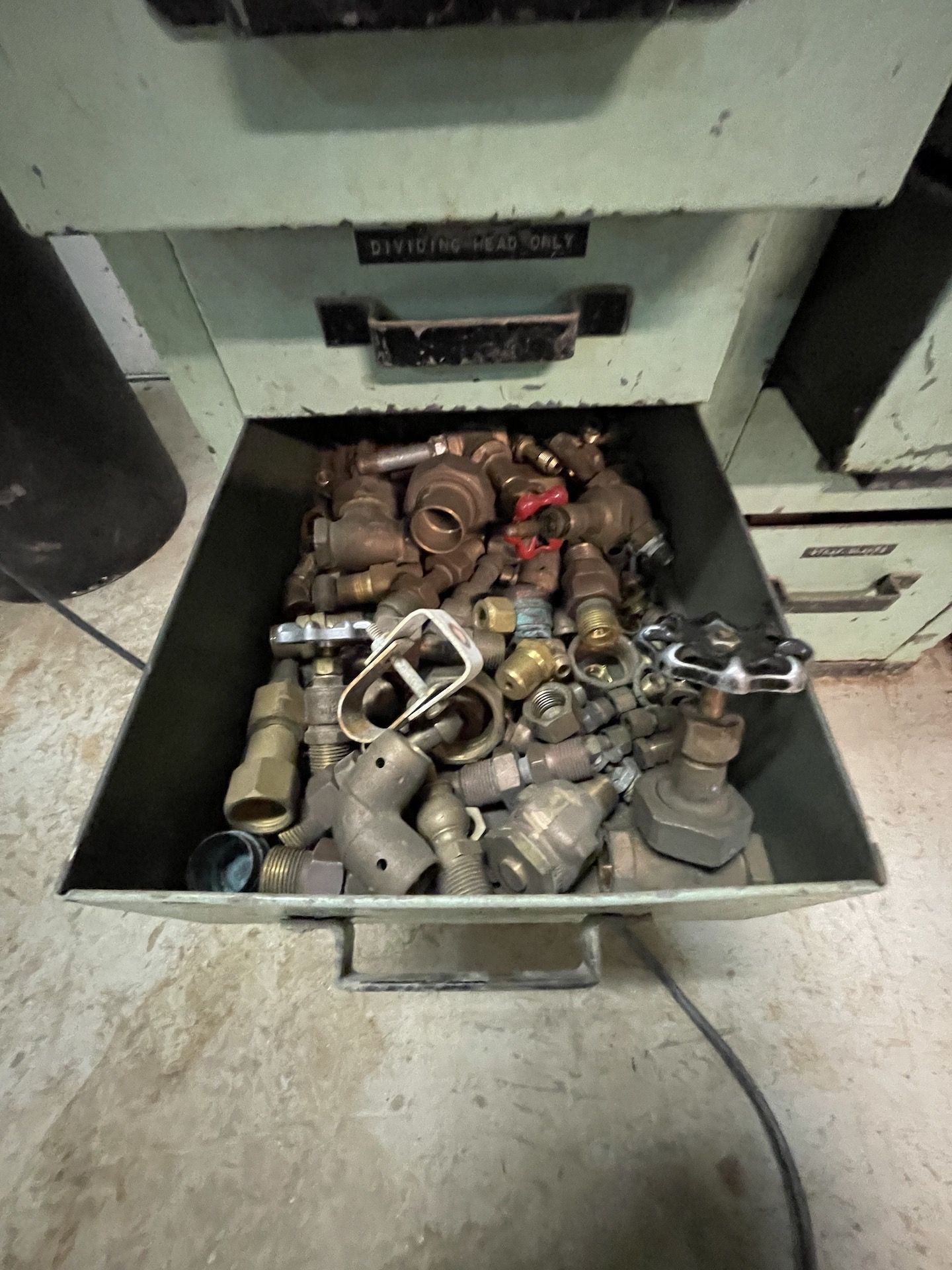 (2) TOOL CHESTS, INCLUDES CONTENTS (Non-Negotiable Rigging, Packaging and Loading Fee: $50) - Image 17 of 22