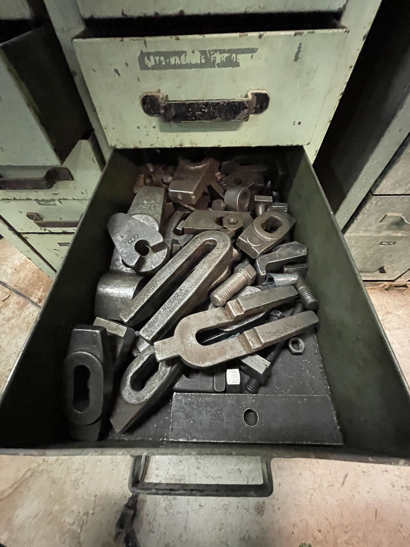 (2) TOOL CHESTS, INCLUDES CONTENTS (Non-Negotiable Rigging, Packaging and Loading Fee: $50) - Image 15 of 22