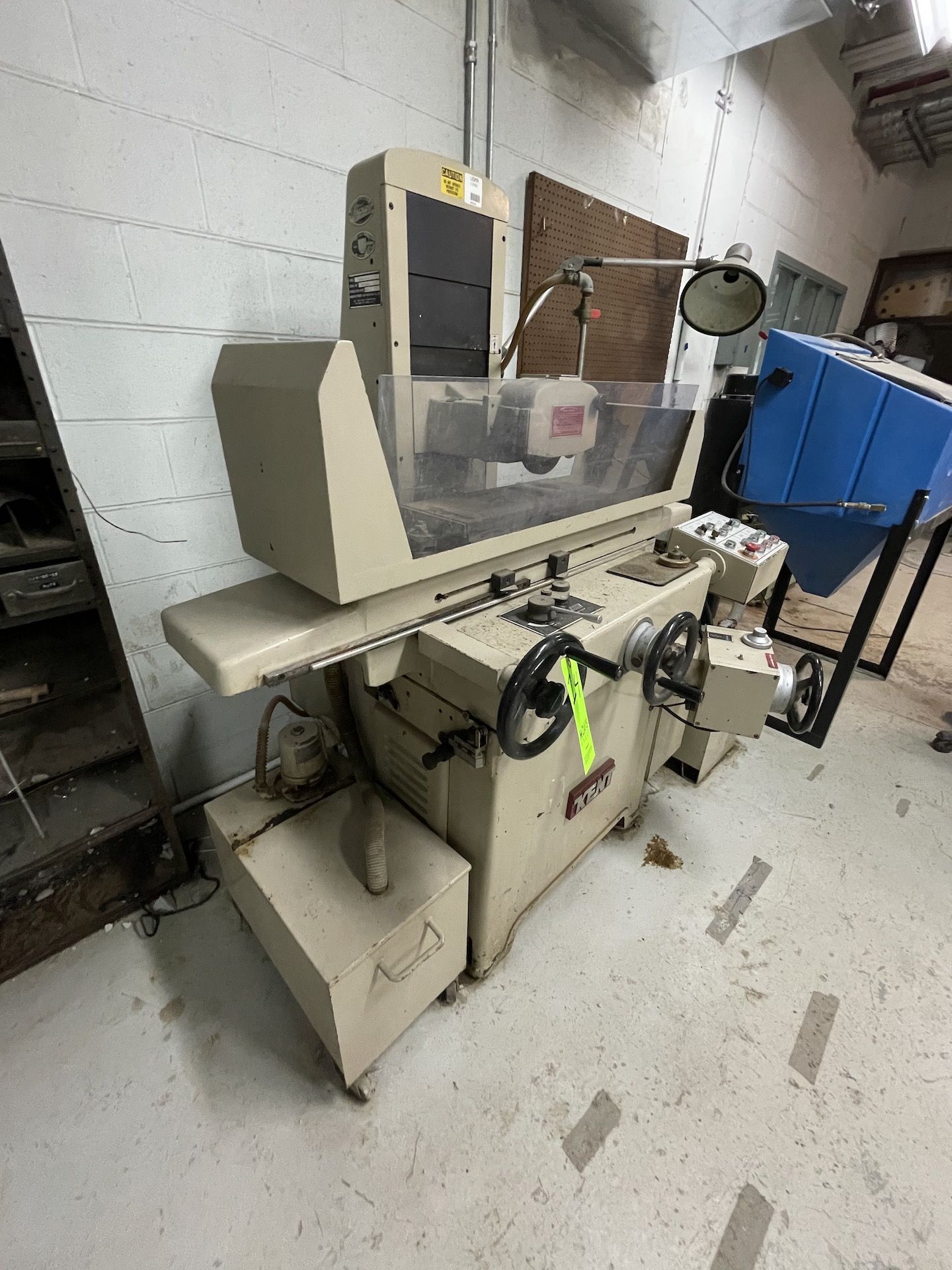 KENT SURFACE GRINDER, MODEL KGS-818AHD, S/N 85010501, INCLUDES 1 HP MOTOR (Non-Negotiable Rigging, - Image 7 of 12