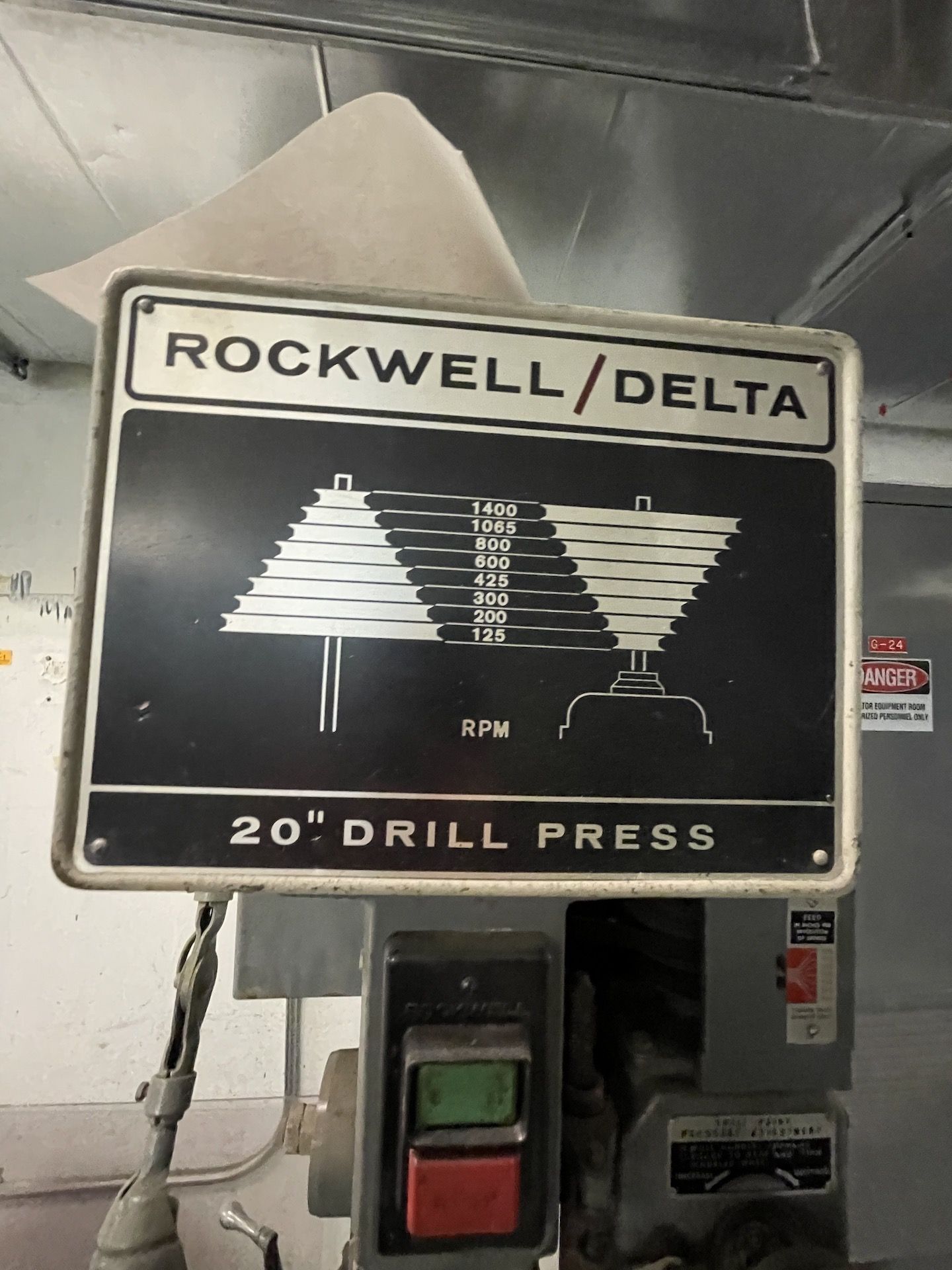 ROCKWELL 20'' DRILL PRESS, 125-1400 RPM, MODEL 70-6X0, S/N 1539427 (Non-Negotiable Rigging, - Image 3 of 11