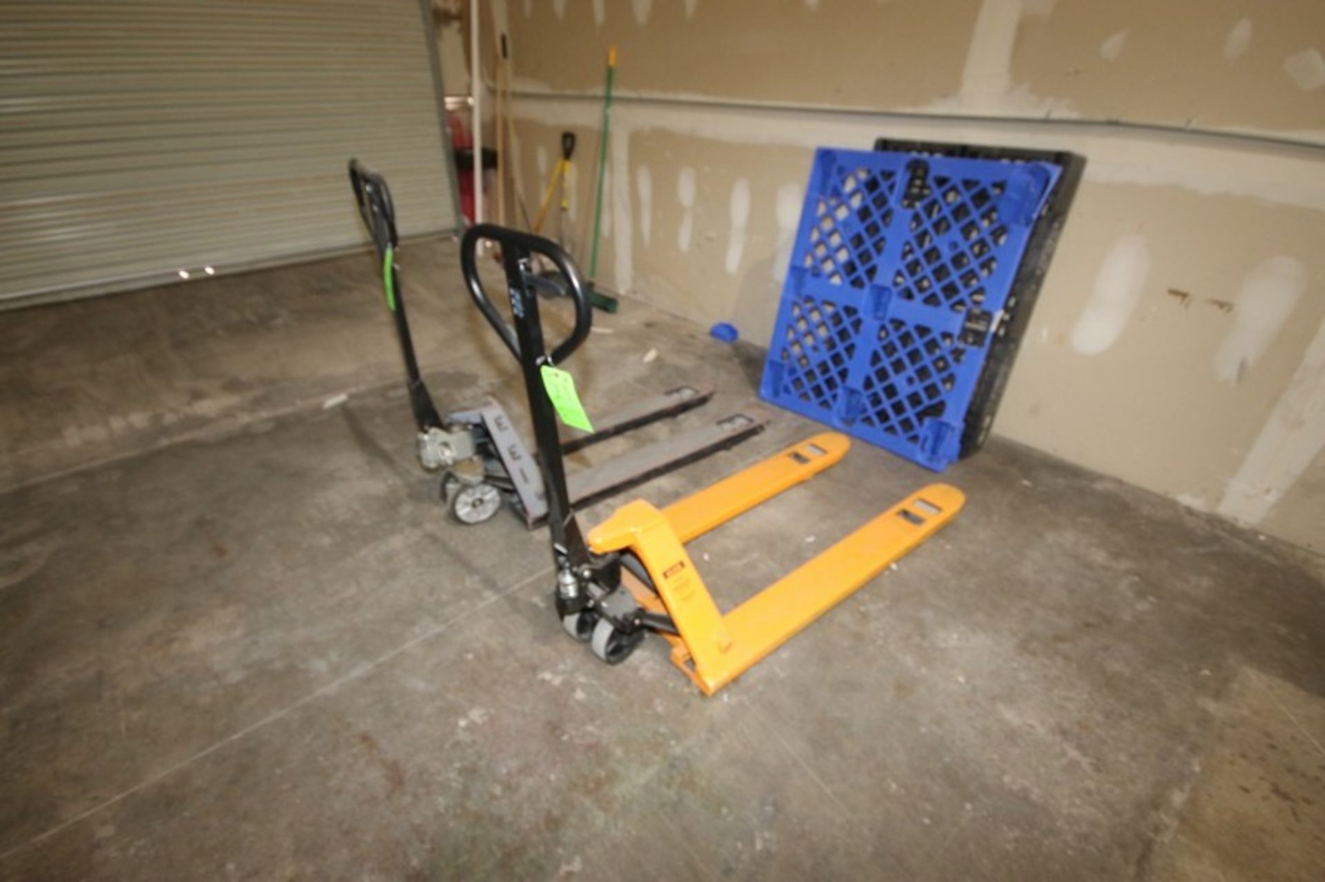 Hydraulic Pallet Jacks, with Aprox. 48" L Forks (LOCATED IN LAS VEGAS, NV) - Image 2 of 3