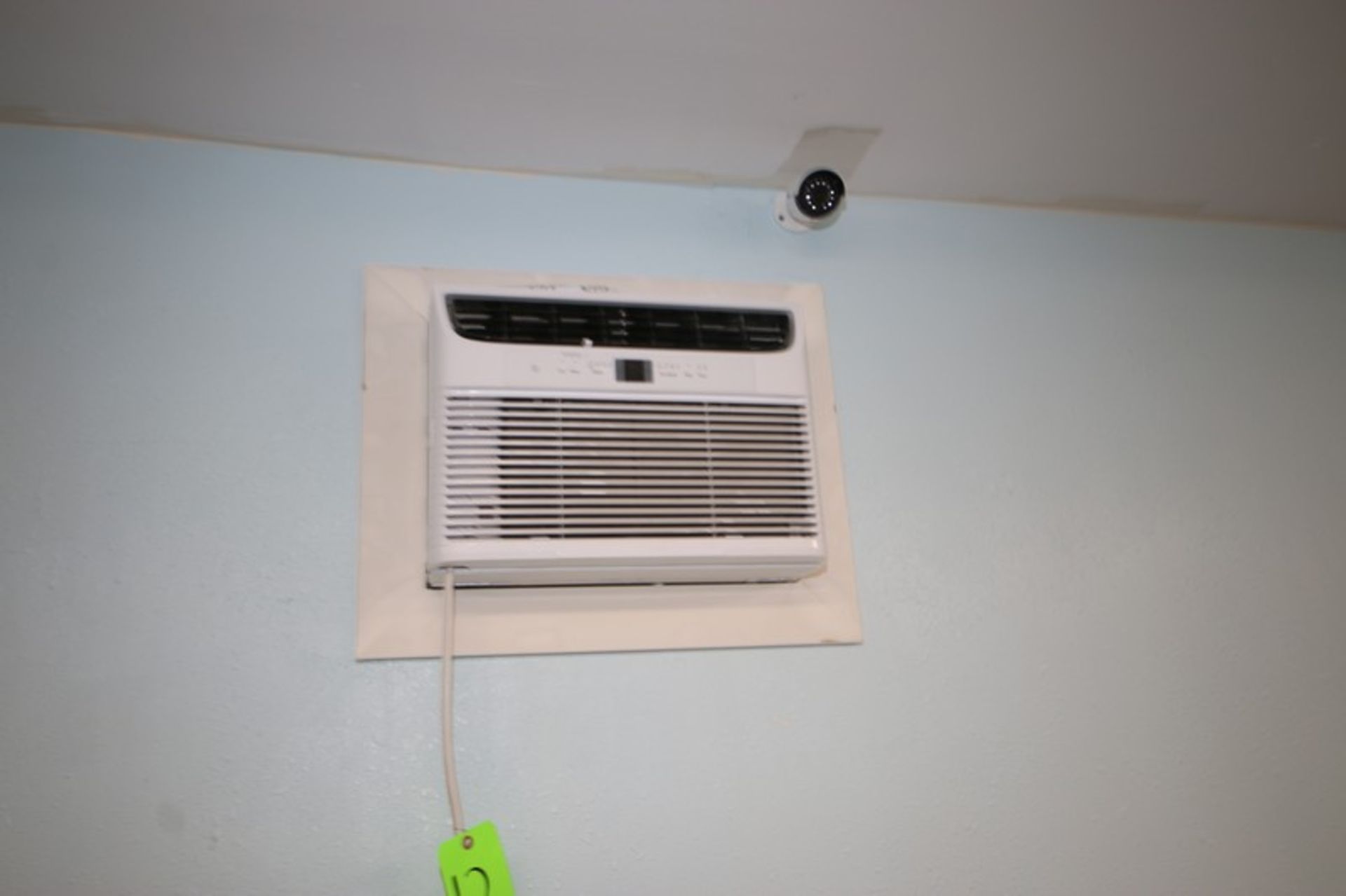 (3) Wall Mounted Air Conditioning Units, Manuf. By Frigidaire (LOCATED IN LAS VEGAS, NV) - Image 6 of 8