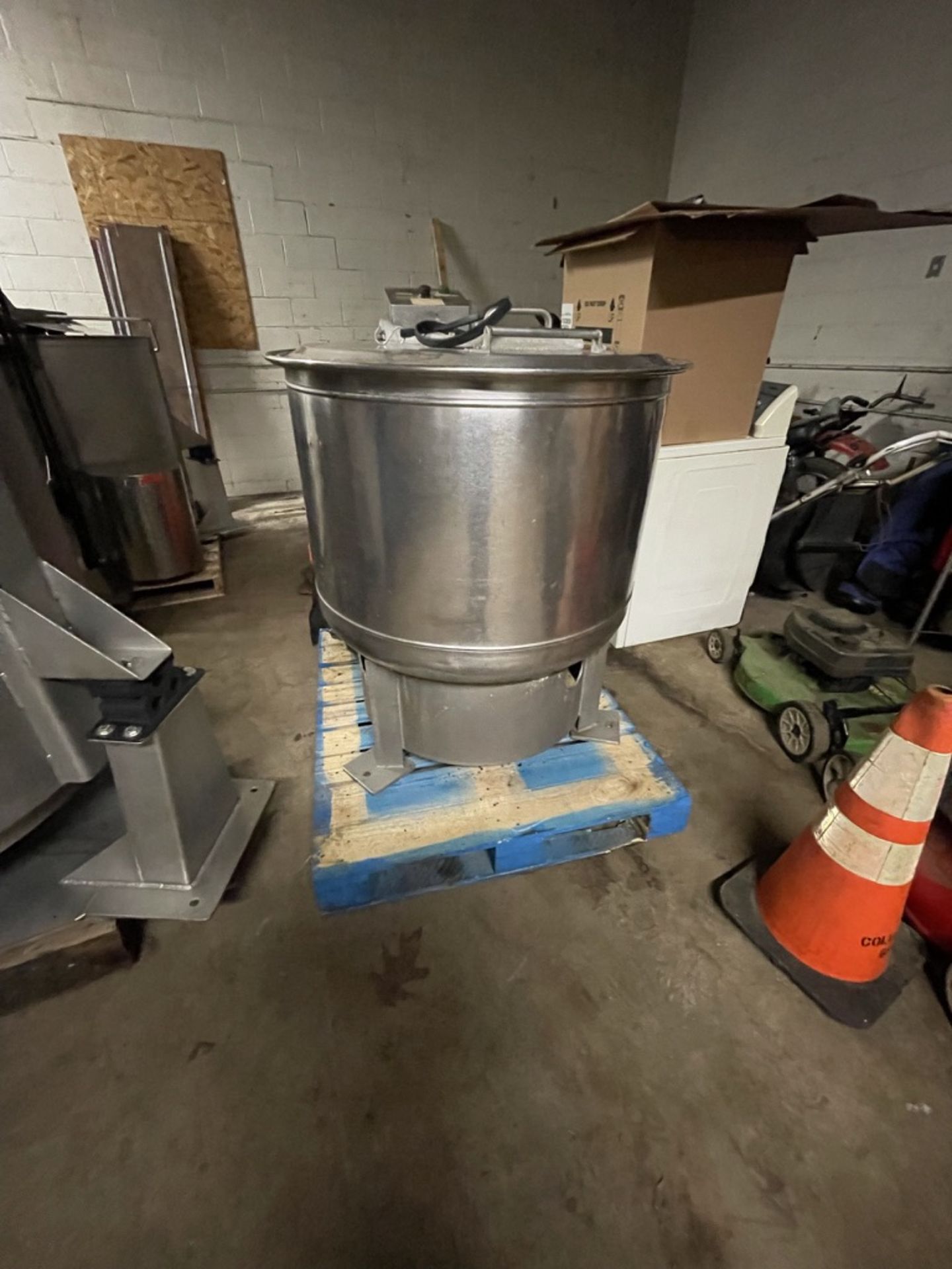 BOCK S/S CENTRIFGUAL VEGETABLESPIN DRYER(INV#80343)(Located @ the MDG Auction Showroom v2.0 - 2000 - Image 5 of 8