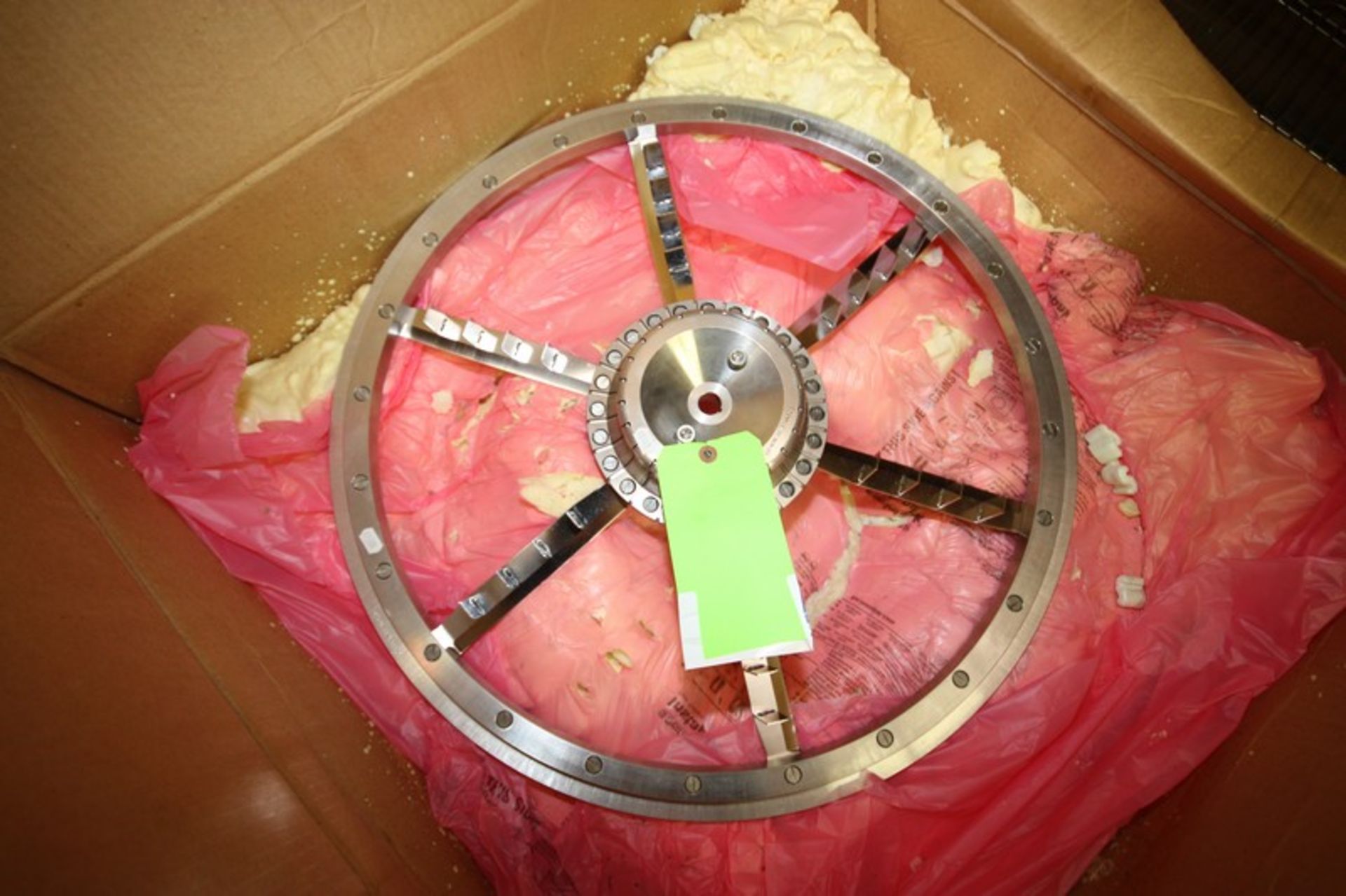 NEVER USED URSCHEL TRANSLICER WHEEL BLADE51551 HUB, 51039 WHEEL, APPROX. 24-1/2" DIAMETER (INV#