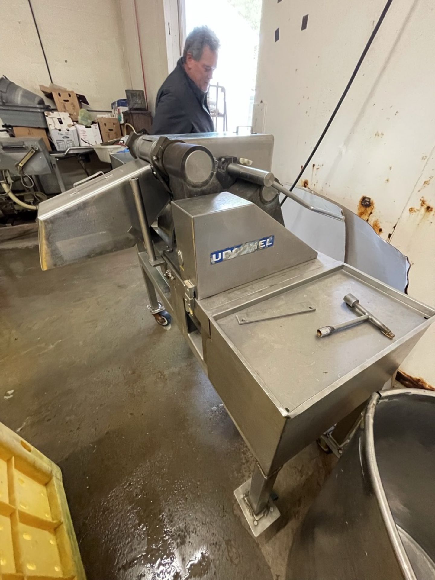 URSCHEL GKA DICER, MODEL GKA,PORTABLE UNIT ON CASTERS(INV#80348)(Located @ the MDG Auction - Image 3 of 9