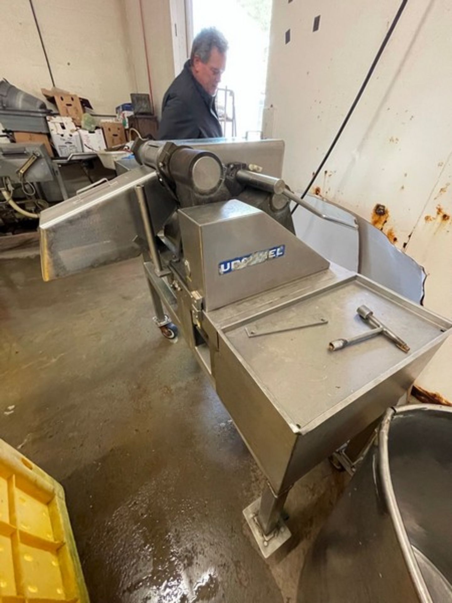 URSCHEL GKA DICER, MODEL GKA,PORTABLE UNIT ON CASTERS(INV#80348)(Located @ the MDG Auction - Image 8 of 14