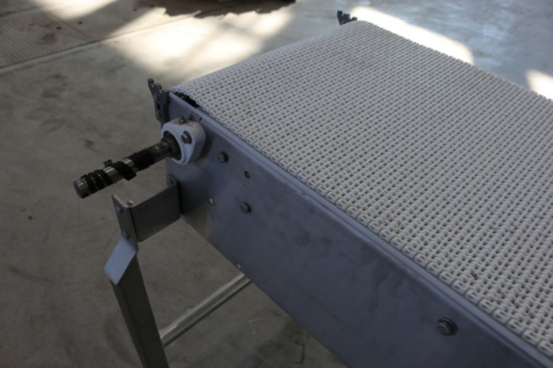 Straight Section of S/S Conveyor,with White Interlock Belt, Aprox. 55" L x 18" H Belt, Mounted on - Bild 6 aus 8