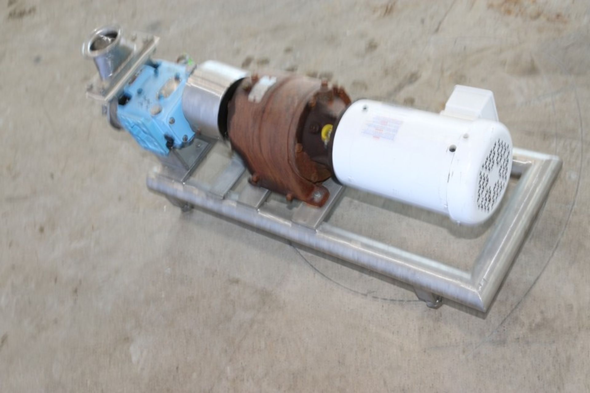 SPX 1.5 hp Positive Displacement Pump, M/N014U1R1, S/N 100003163904, PO#: E65055, with Side Jet - Image 6 of 8