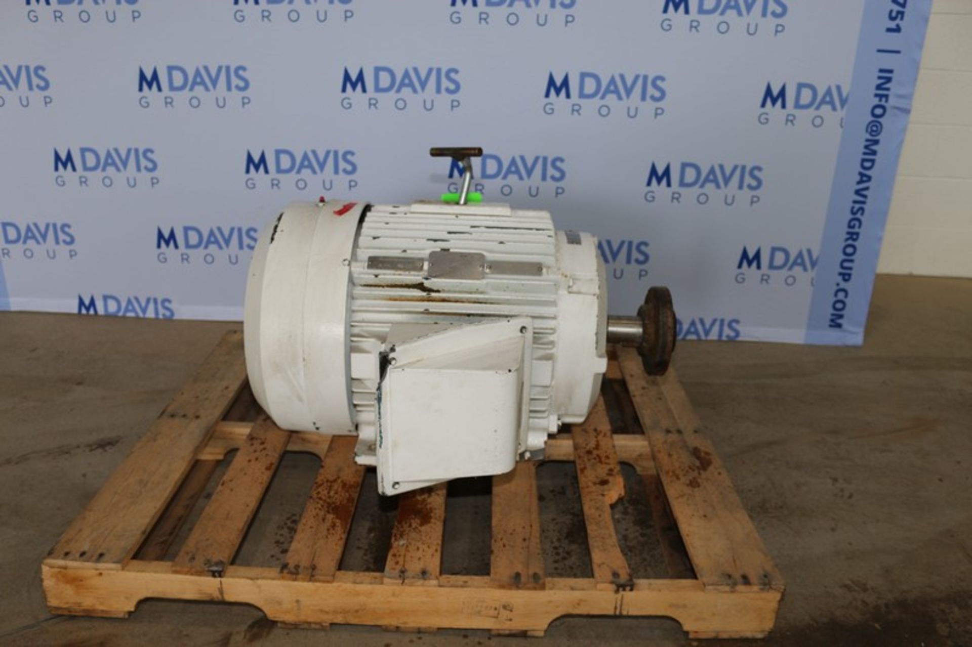 Super E 60 hp Motor,230/460 Volts, 3 Phase (INV#80058)(Located @ the MDG Auction Showroom 2.0 in - Image 2 of 7