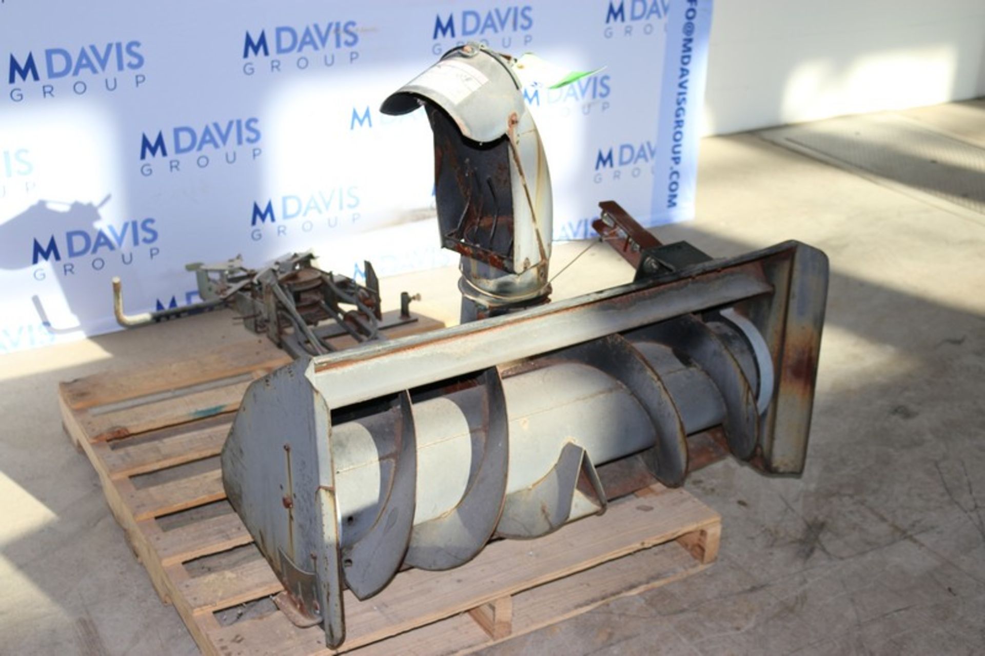 Snow Blower Attachment,M/N 24582, S/N 592867 (INV#69347)(Located at the MDG Auction Showroom 2.0 - Bild 2 aus 7