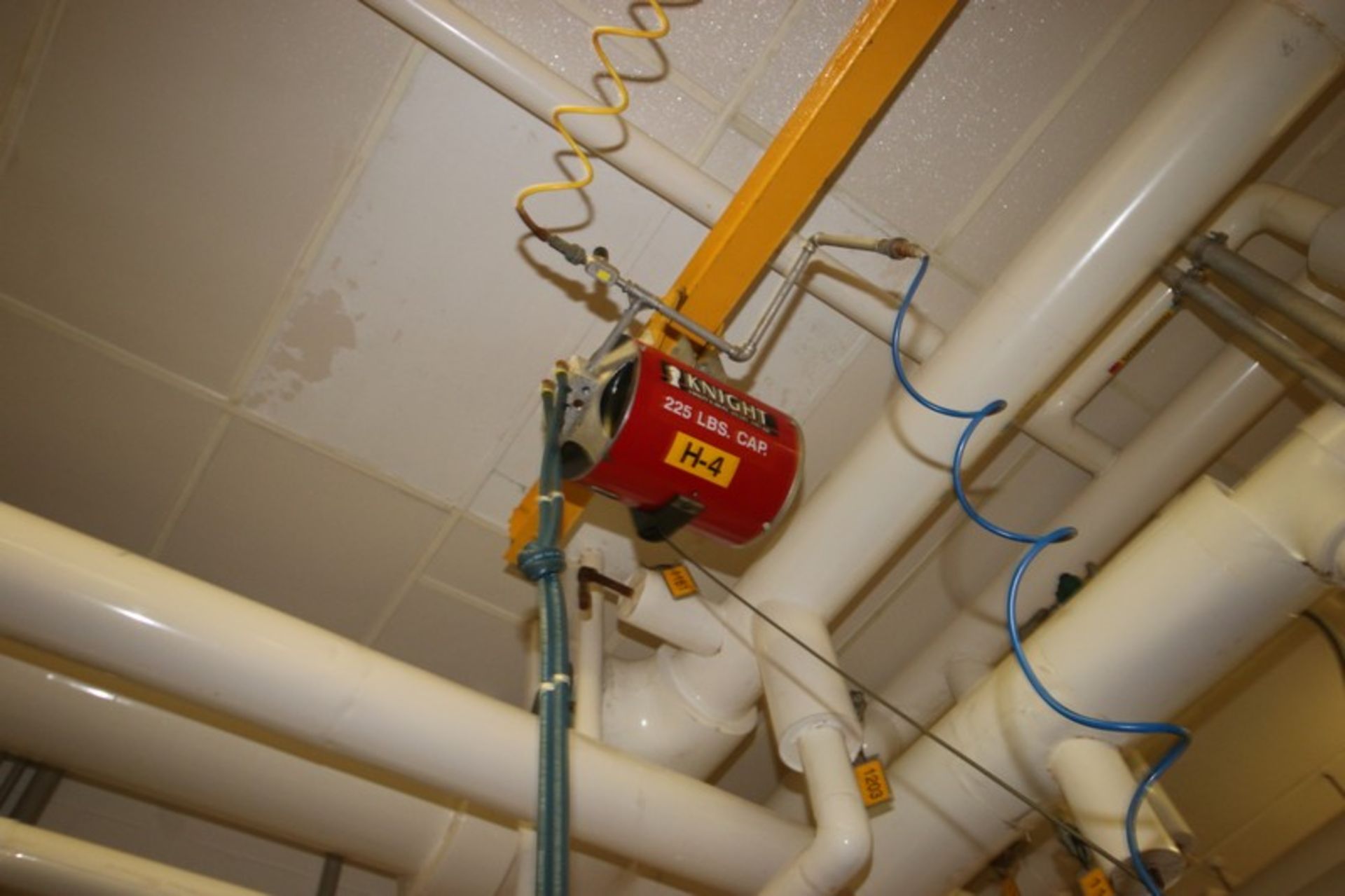 Knight 225 lbs. Capacity Pneumatic Overhead Hoist(NOTE: Does Not Include Cross Beam & Missing Hand - Image 2 of 3