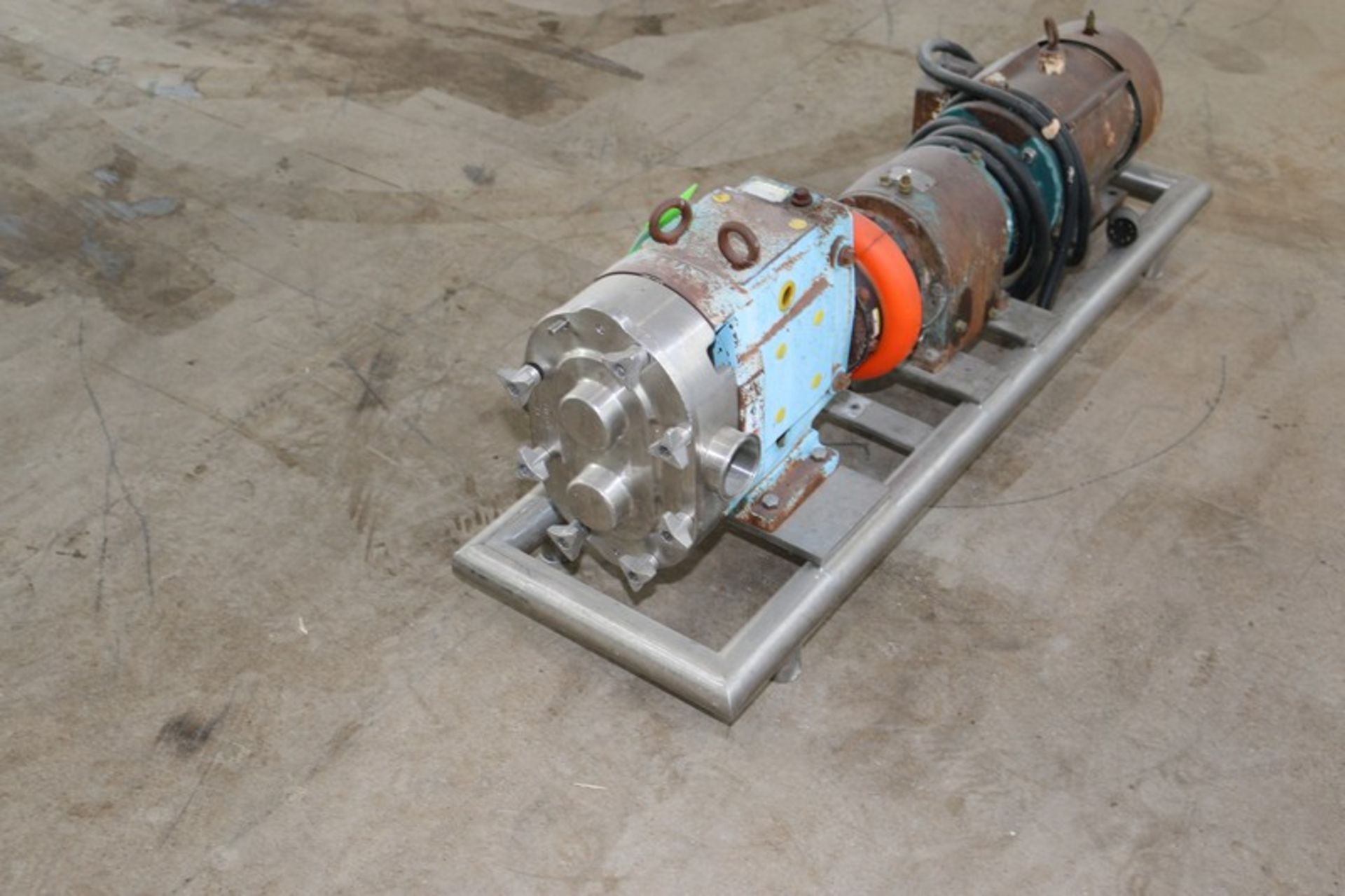 WCB 5 hp Positive Displacement Pump,M/N 060, S/N 223731R1 98, with Aprox. 2-1/2" Clamp Type Inlet/ - Image 4 of 10