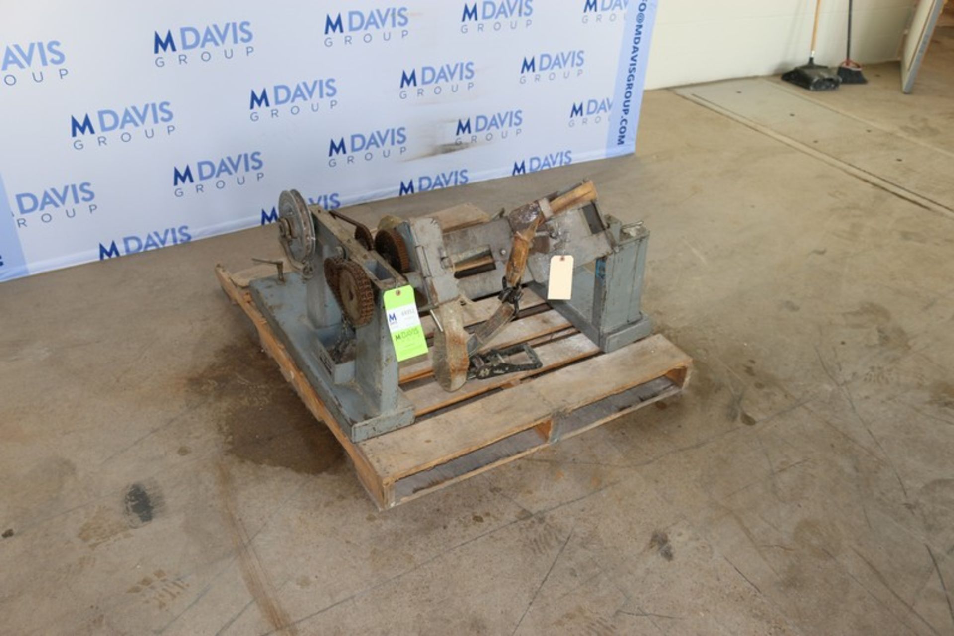 Morse MFG. Co. Forklift Barrel Attachment,M/N 285-AHD, S/N 0677, 1,500 lb. Capacity (INV#69351)(