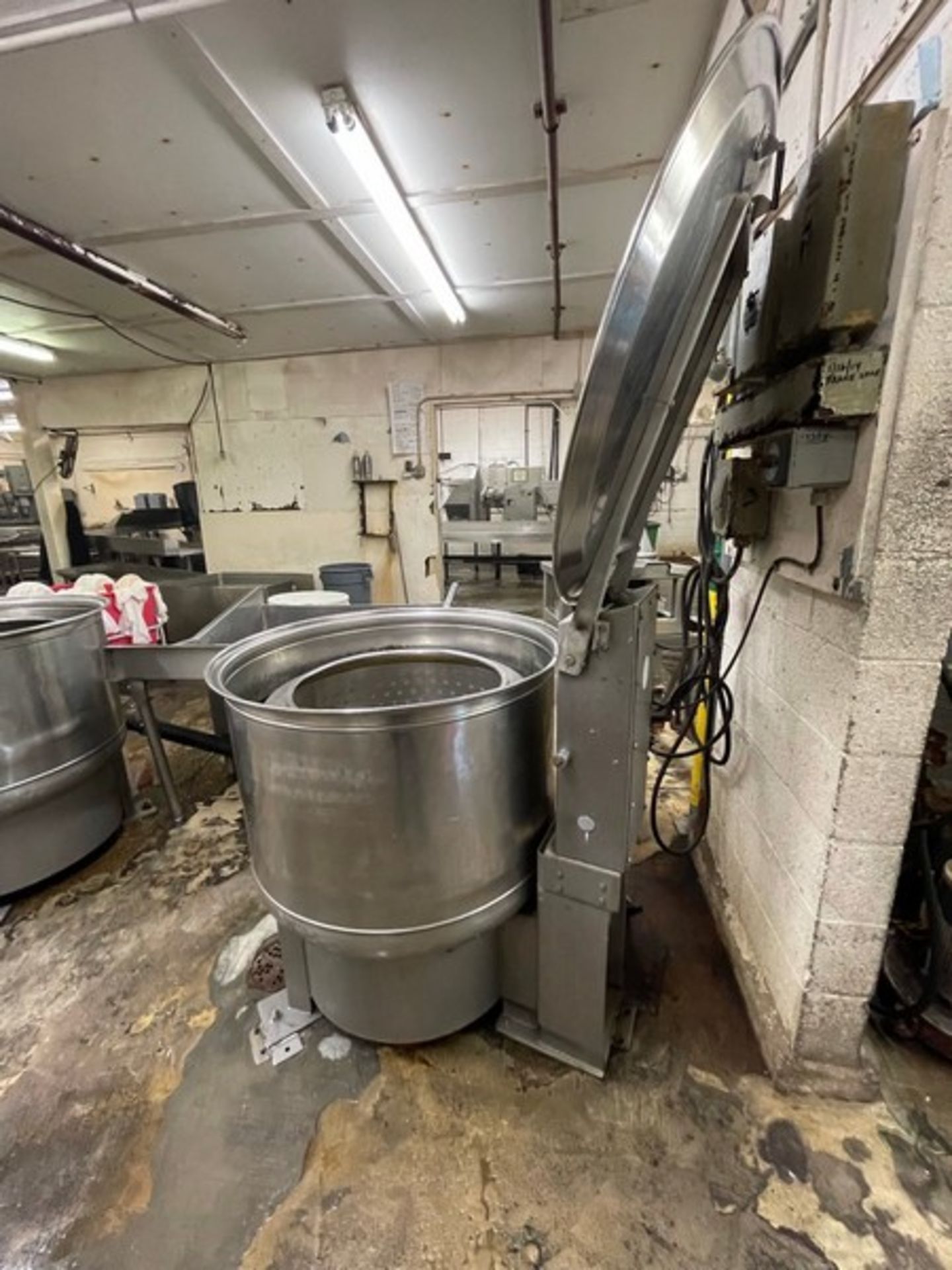 BOCK S/S CENTRIFGUAL VEGETABLESPIN DRYER, APPROX. 38" DIA. EXTERIOR BOWL, APPROX. 30" DIA. X 17" - Image 2 of 10