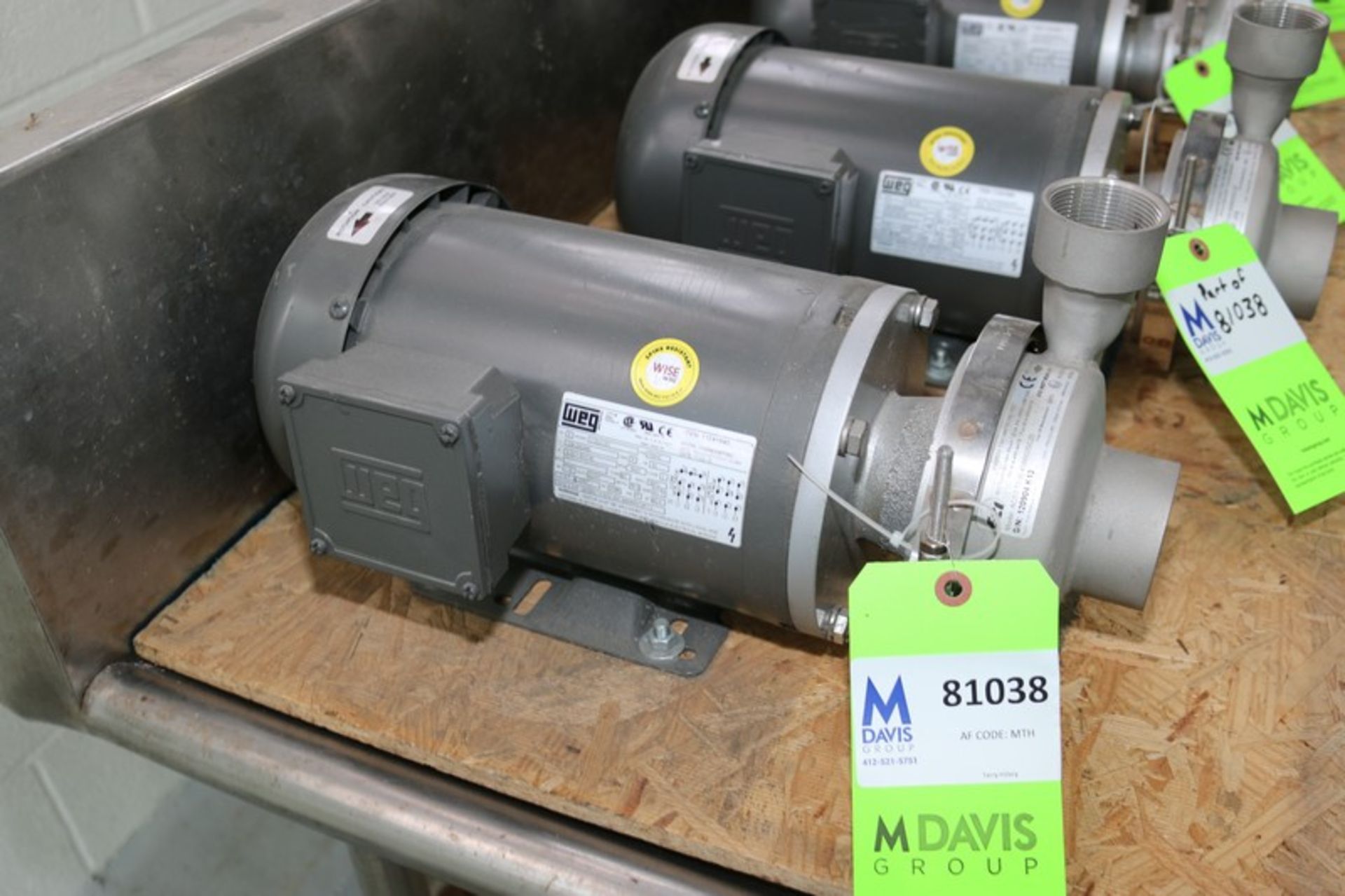 (2) NEW WEG 3 hp Pumps,M/N 00336ES3EF56C, 208-230/460 Volts, 3 Phase, with Aprox. 2-1/4" x 2" Thread - Image 2 of 5