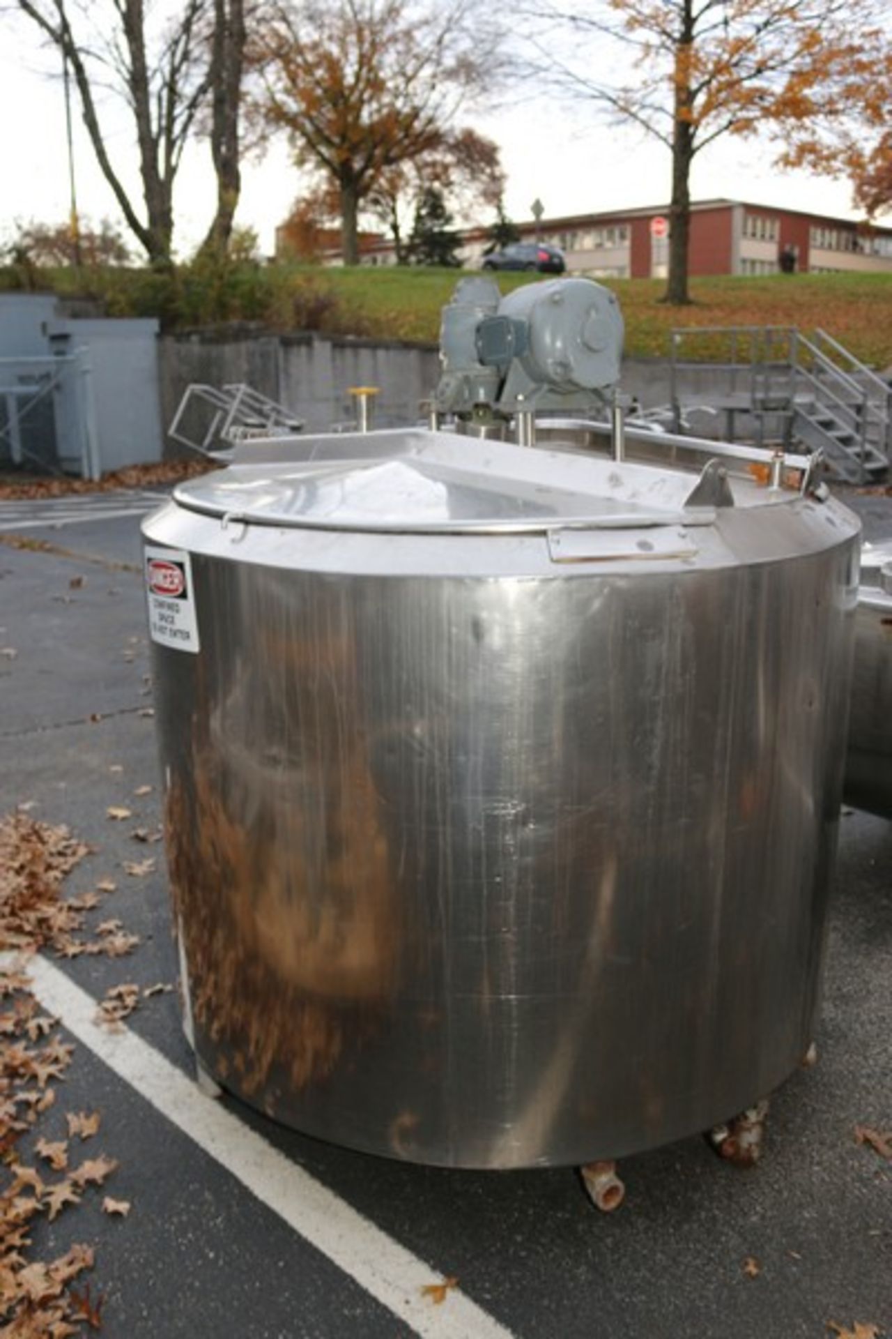 Creamery Package 300 Gal. Insulated Vertical S/STank, S/N 8117, with Top Mounted Agitation Motor, - Image 10 of 15