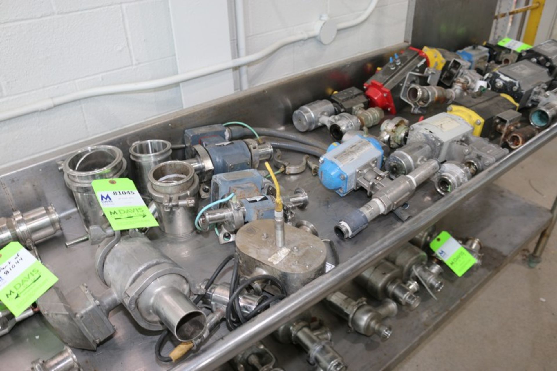 Lot of Assorted Air Actuated Ball Valves,Flow Meters, & Other S/S Valves (INV#81045)(Located @ the - Bild 2 aus 6