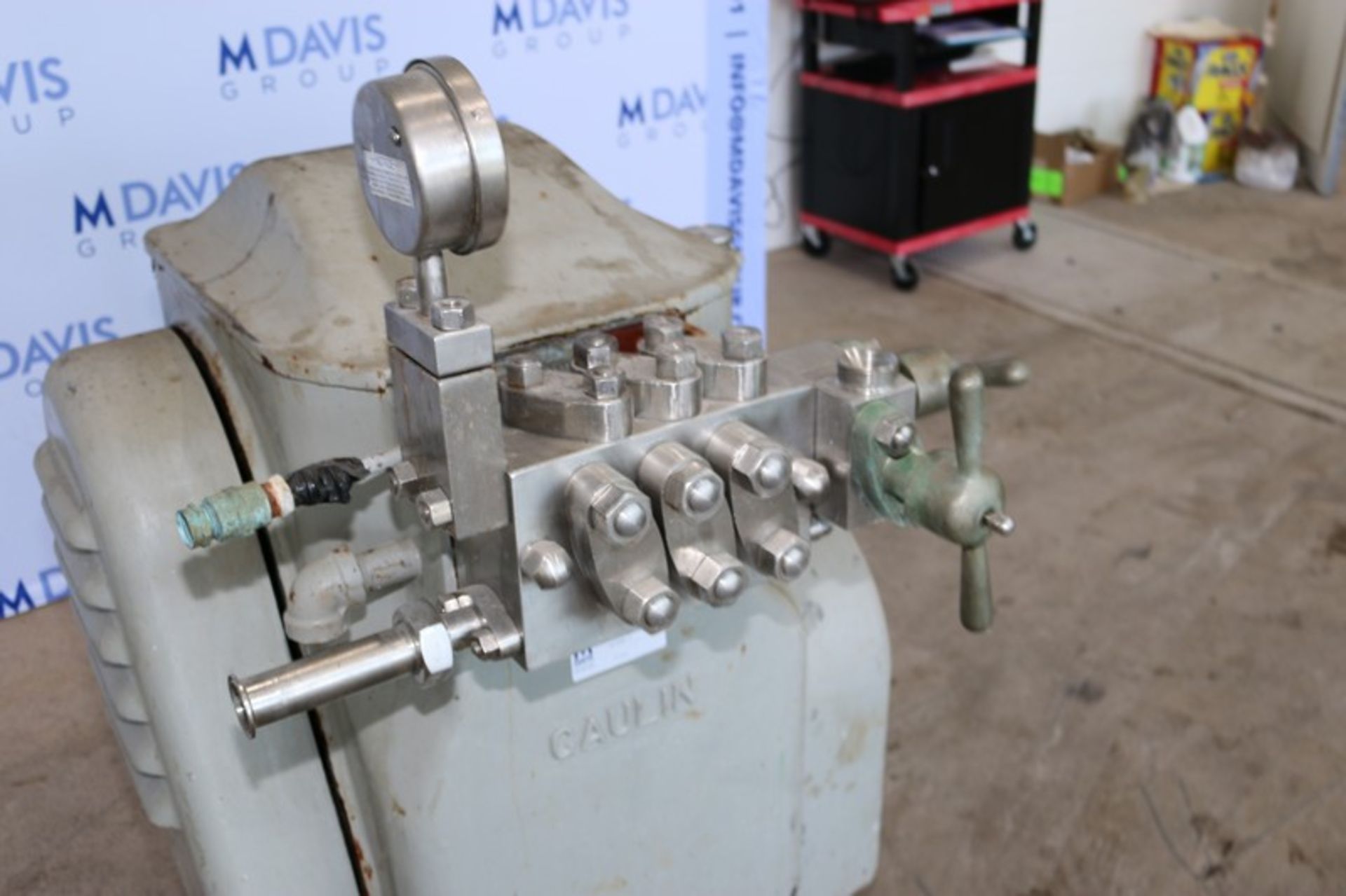 Gaulin Homogenizer, Type 300DJF325PS, S/N 1601006, with 3-Piston S/S Head & APV 5,000 PSI Gauge ( - Bild 4 aus 10