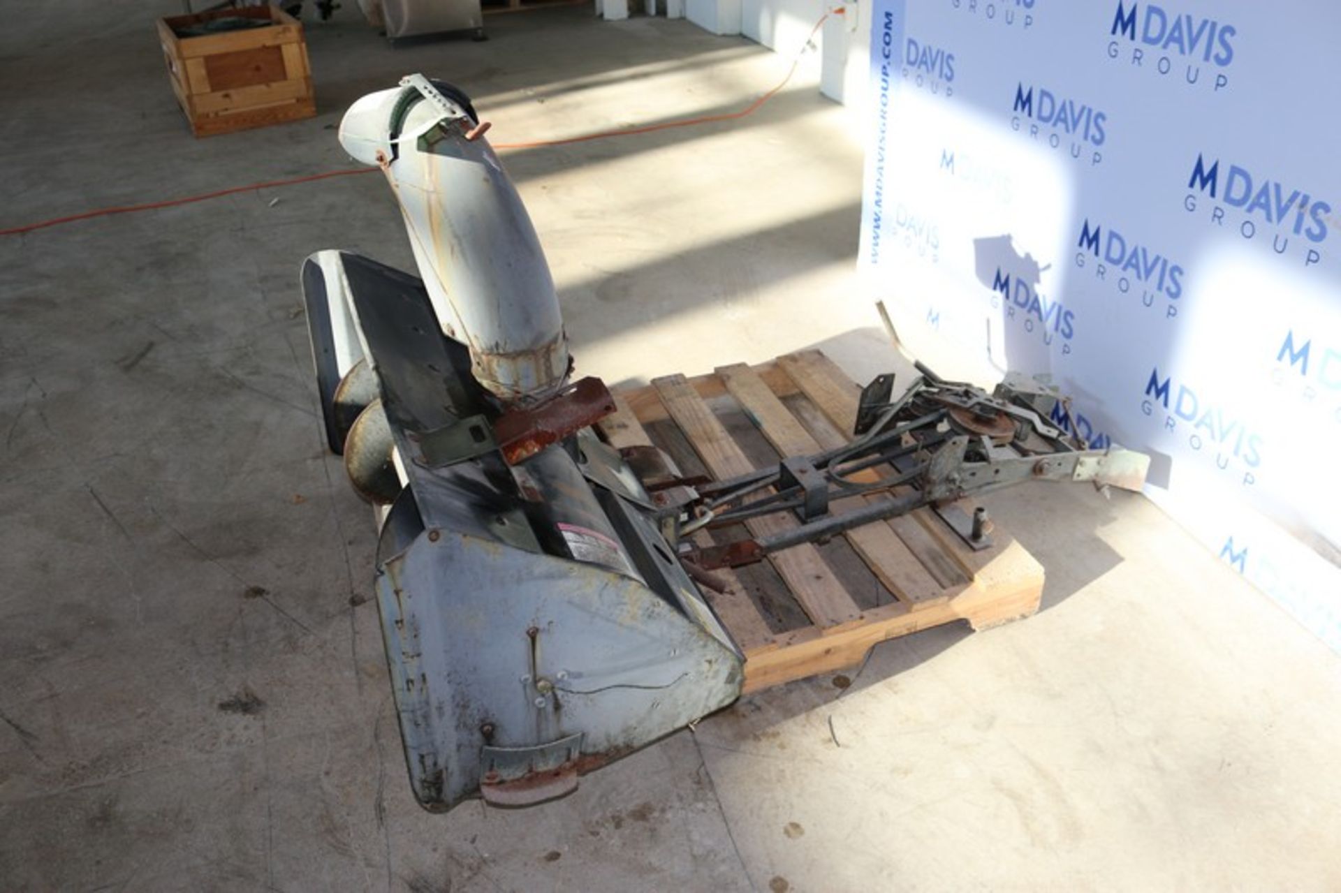 Snow Blower Attachment,M/N 24582, S/N 592867 (INV#69347)(Located at the MDG Auction Showroom 2.0 - Bild 5 aus 7