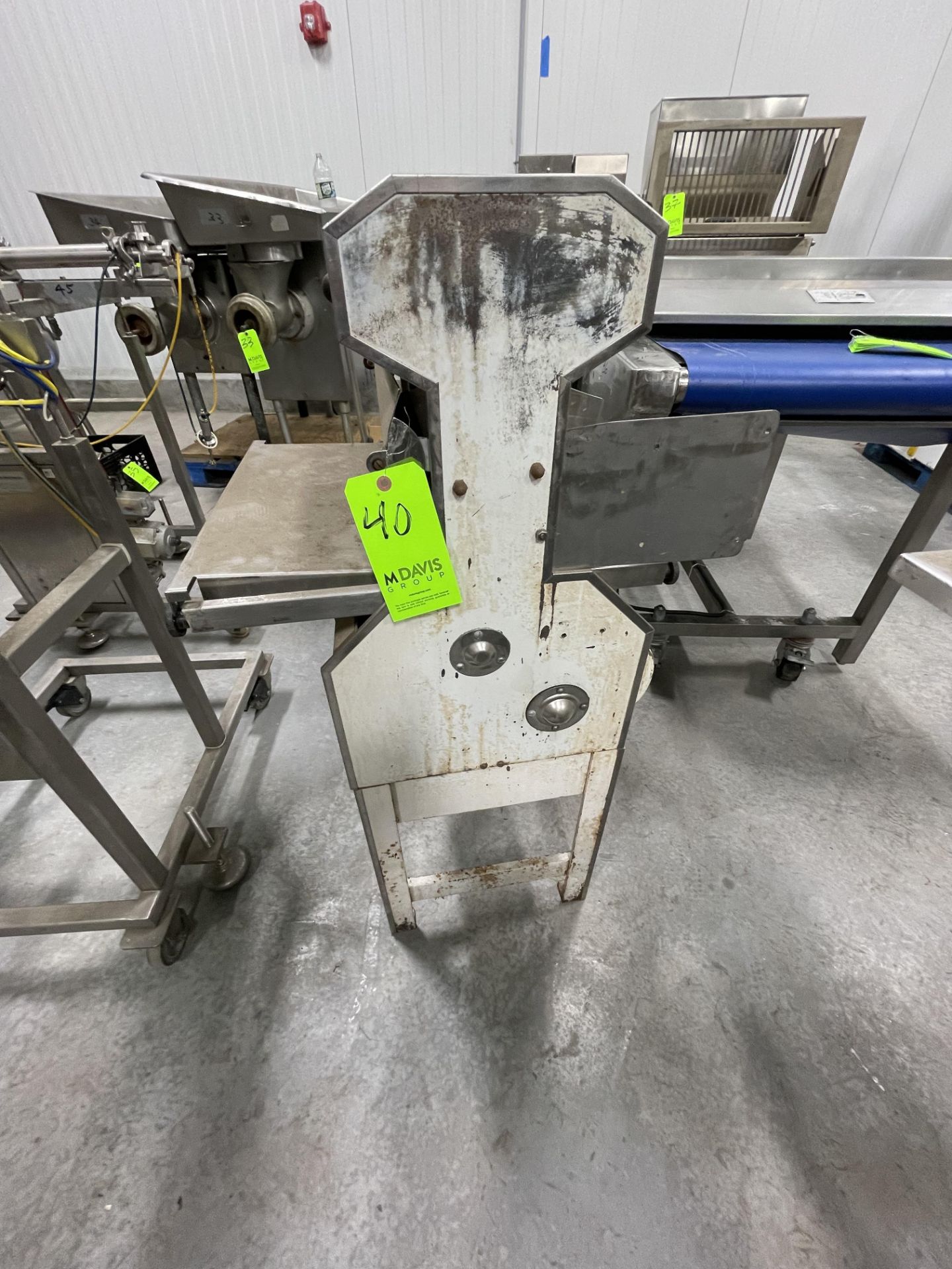 OLIVER BREAD SLICER, MODEL 777, S/N 113860, 1/2-HP, 1 PHASE (RIGGING, LOADING, SITE MANAGEMENT FEE