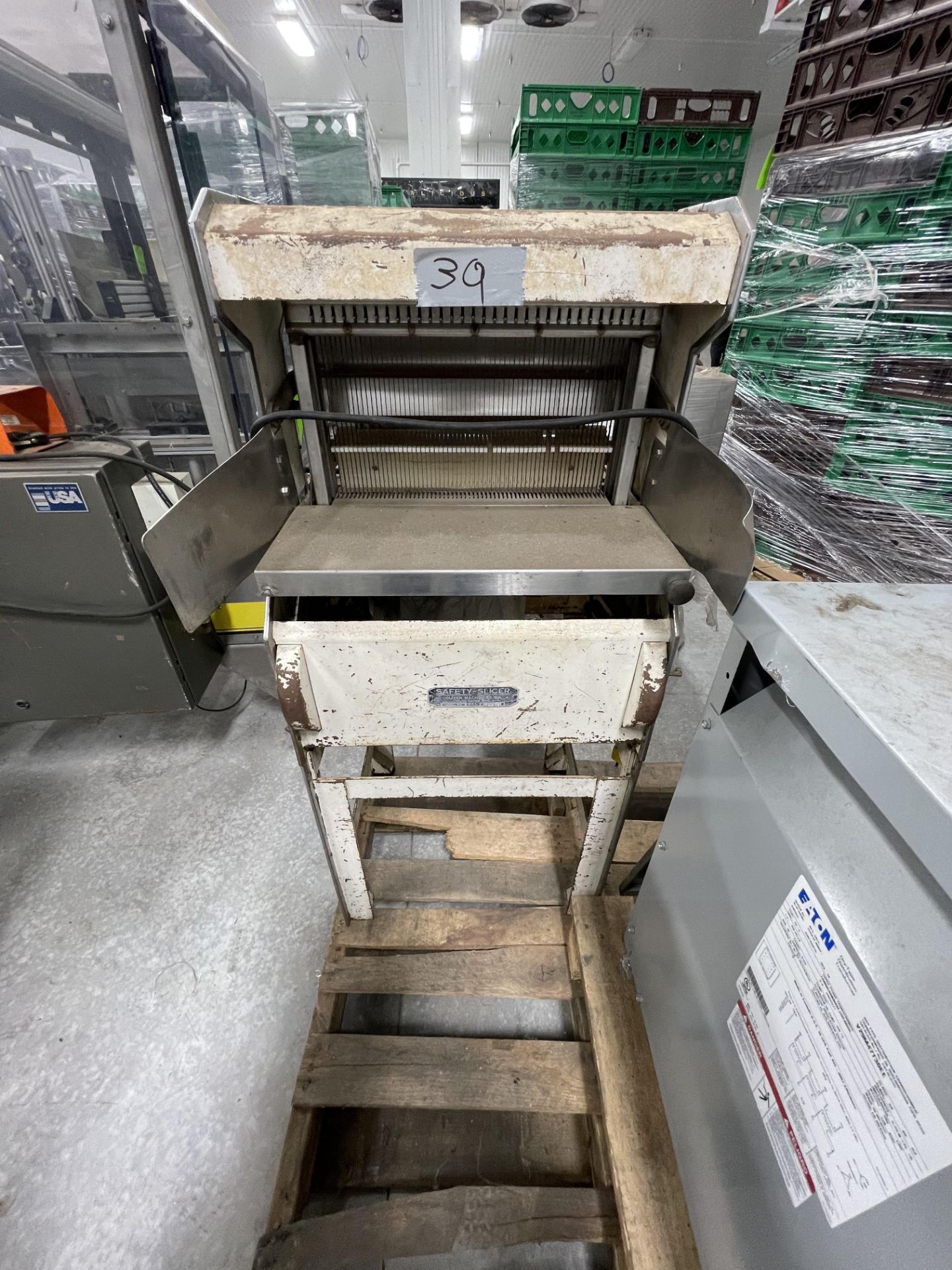 OLIVER BREAD SLICER, S/N 69413 (RIGGING, LOADING, SITE MANAGEMENT FEE $25) - Image 2 of 6