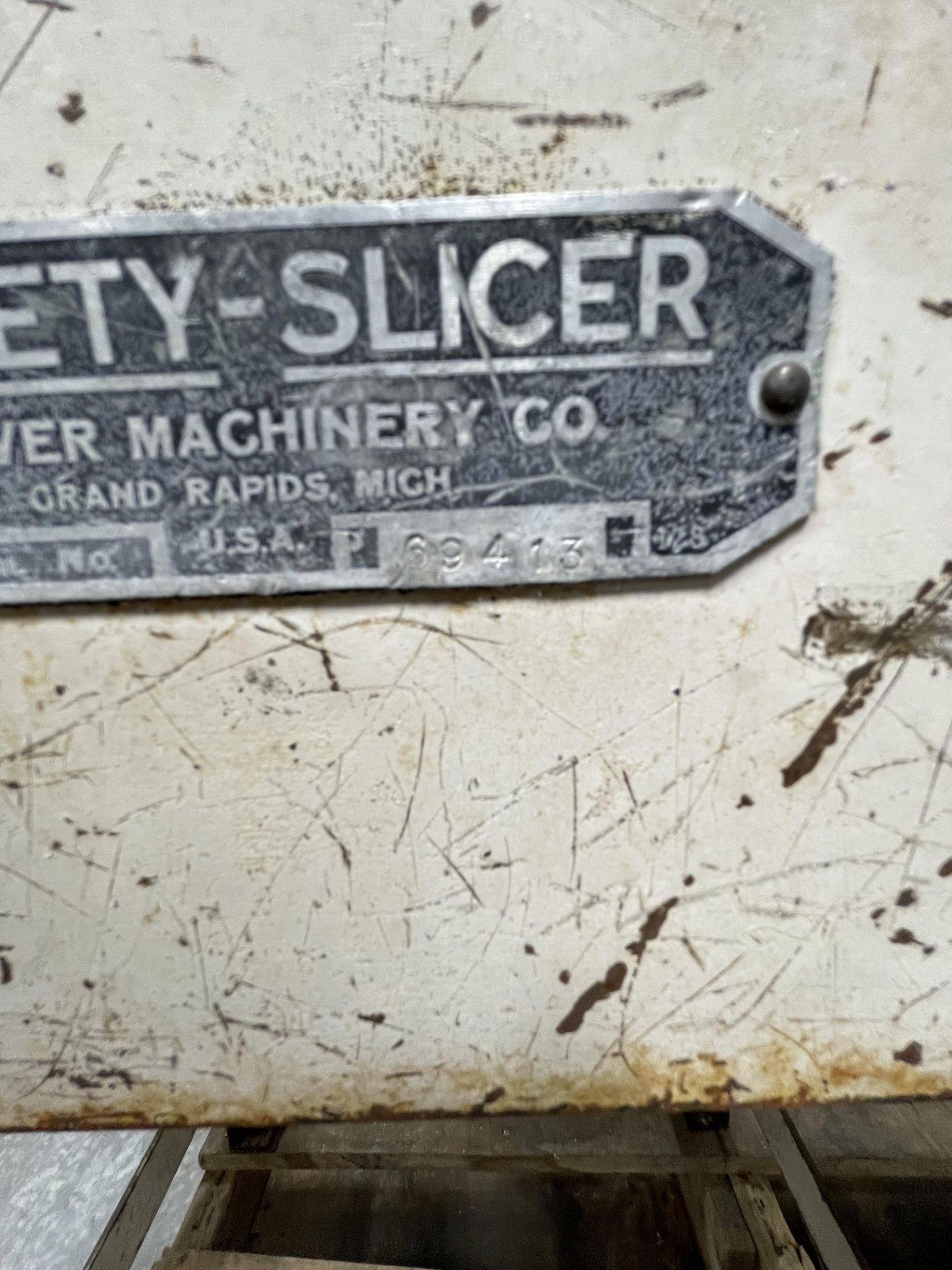 OLIVER BREAD SLICER, S/N 69413 (RIGGING, LOADING, SITE MANAGEMENT FEE $25) - Image 5 of 6