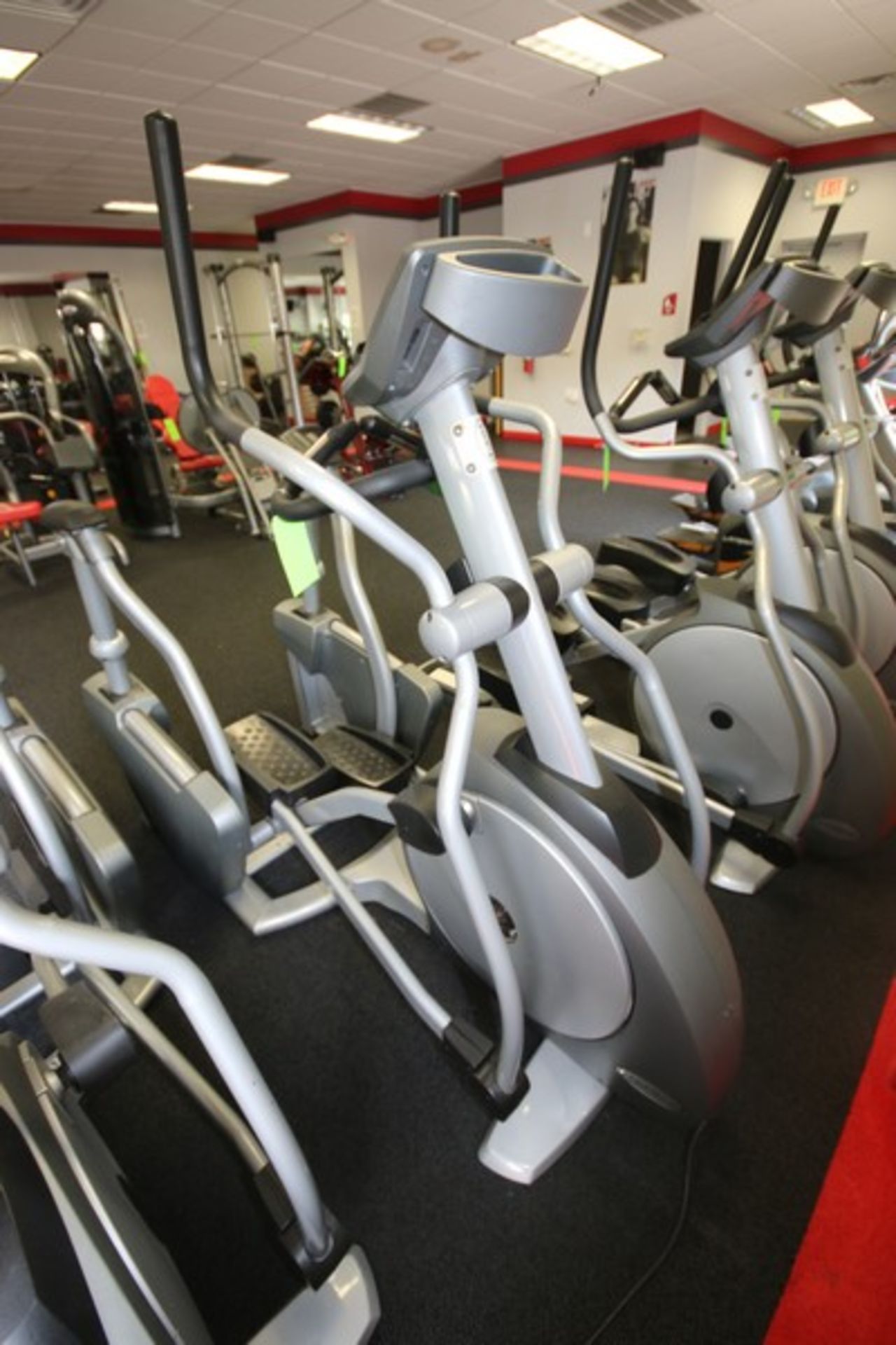 Matrix Elliptical, Oveall Dims.: Aprox. 77" L x 33-1/2" W x 68" H (LOCATED @ 2800 GOLDEN MILE HWY, - Image 6 of 7