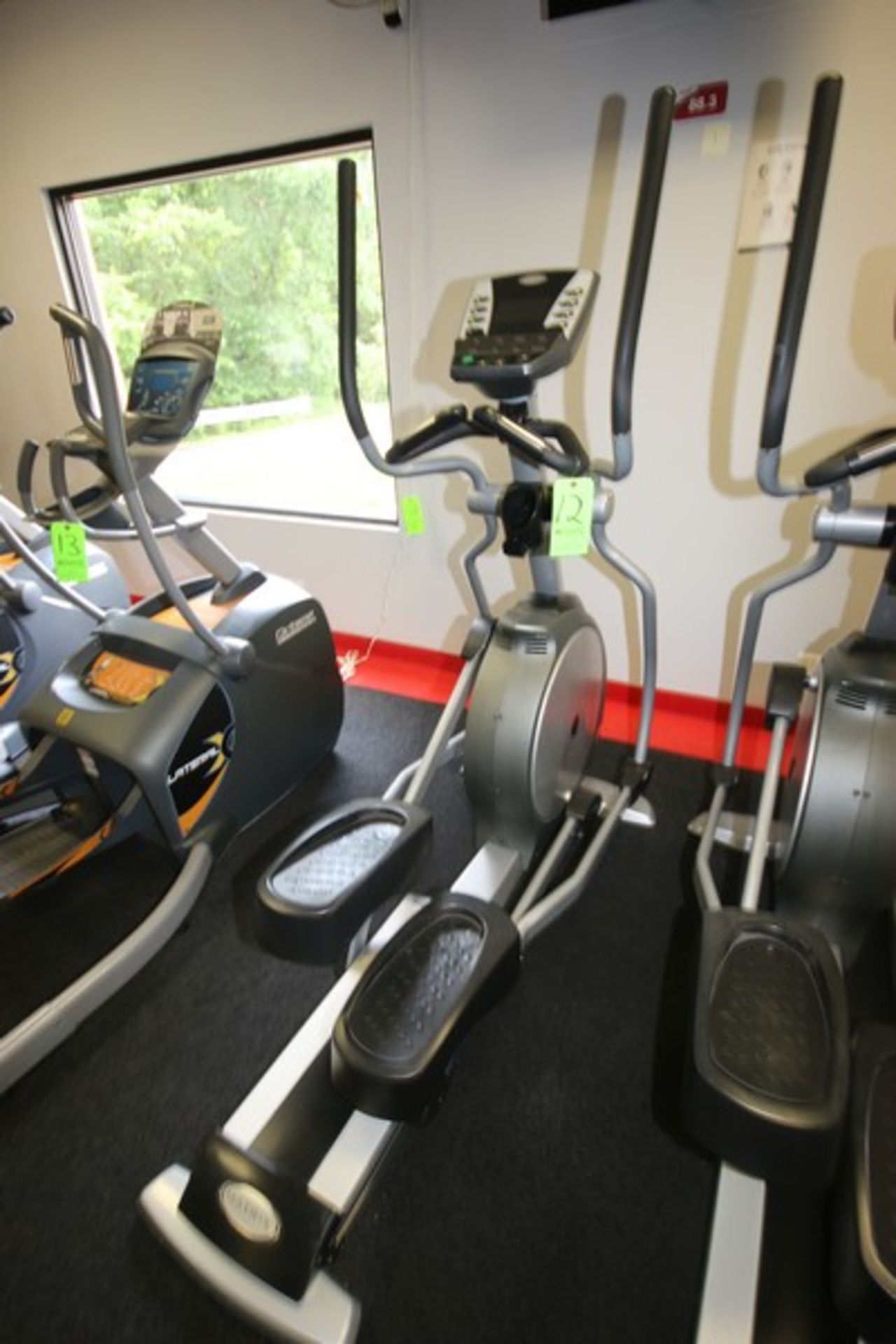 Matrix Elliptical, Overall Dims.: Aprox. 75" L x 31" W x 72" H (LOCATED @ 2800 GOLDEN MILE HWY, - Image 3 of 7