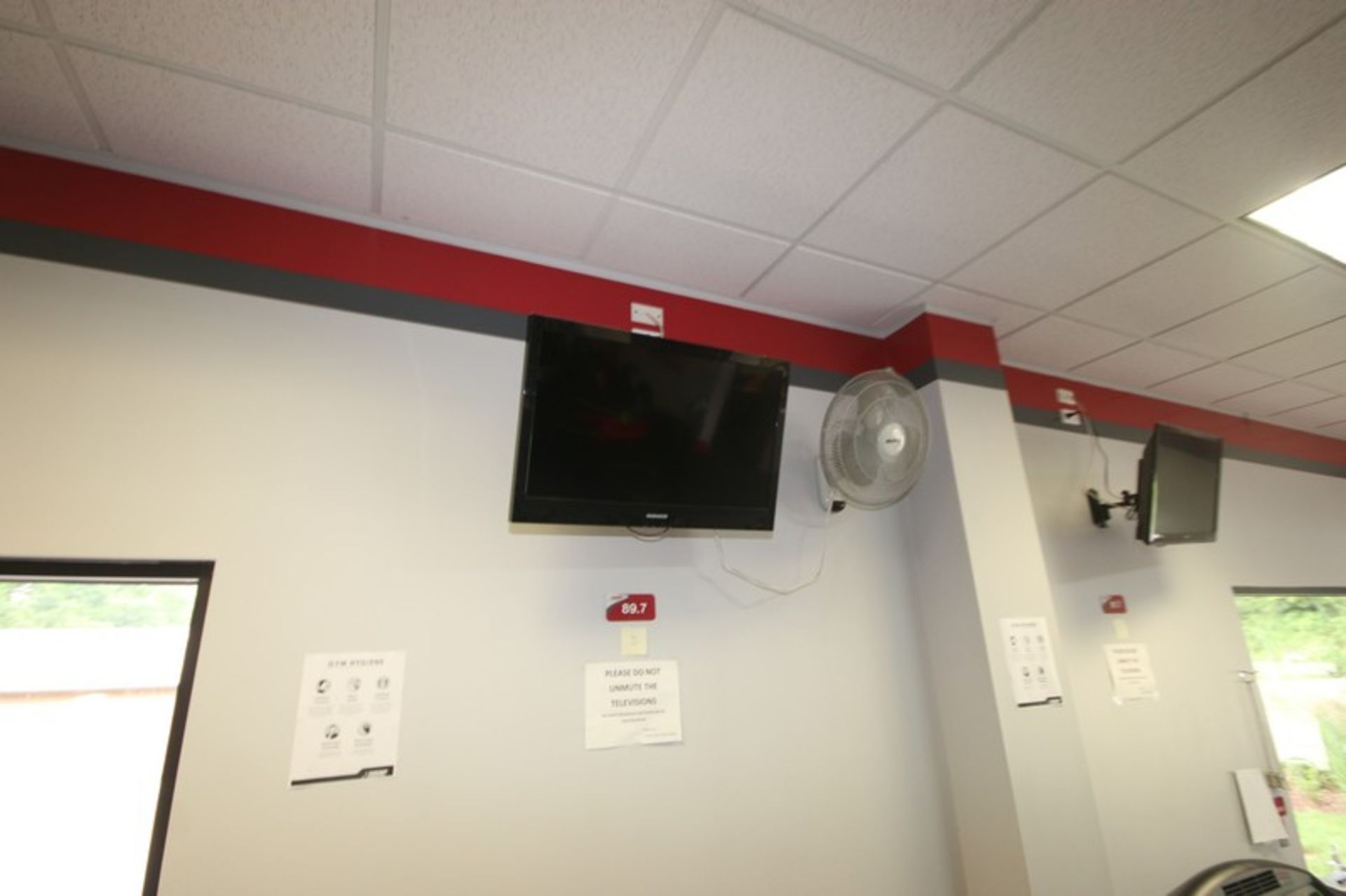 (4) Magnavok Flat Screen TVs & (1) Dynex Flat Screen TV (LOCATED @ 2800 GOLDEN MILE HWY, ROUTE - Image 3 of 5