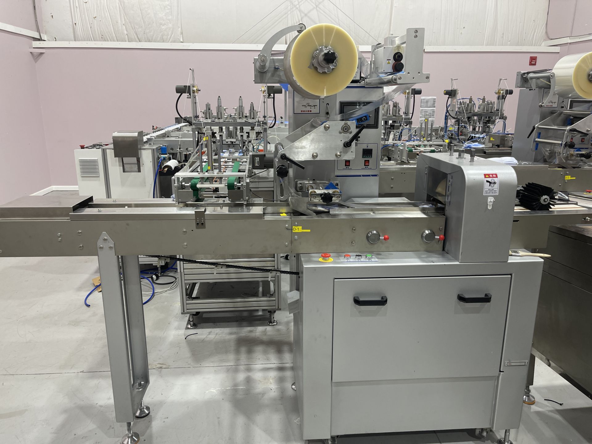 COMPLETE PACKAGE: 2020 3-Ply Disposable Medical Mask Assembly & Packaging Line Equipment, Includes: - Image 89 of 150