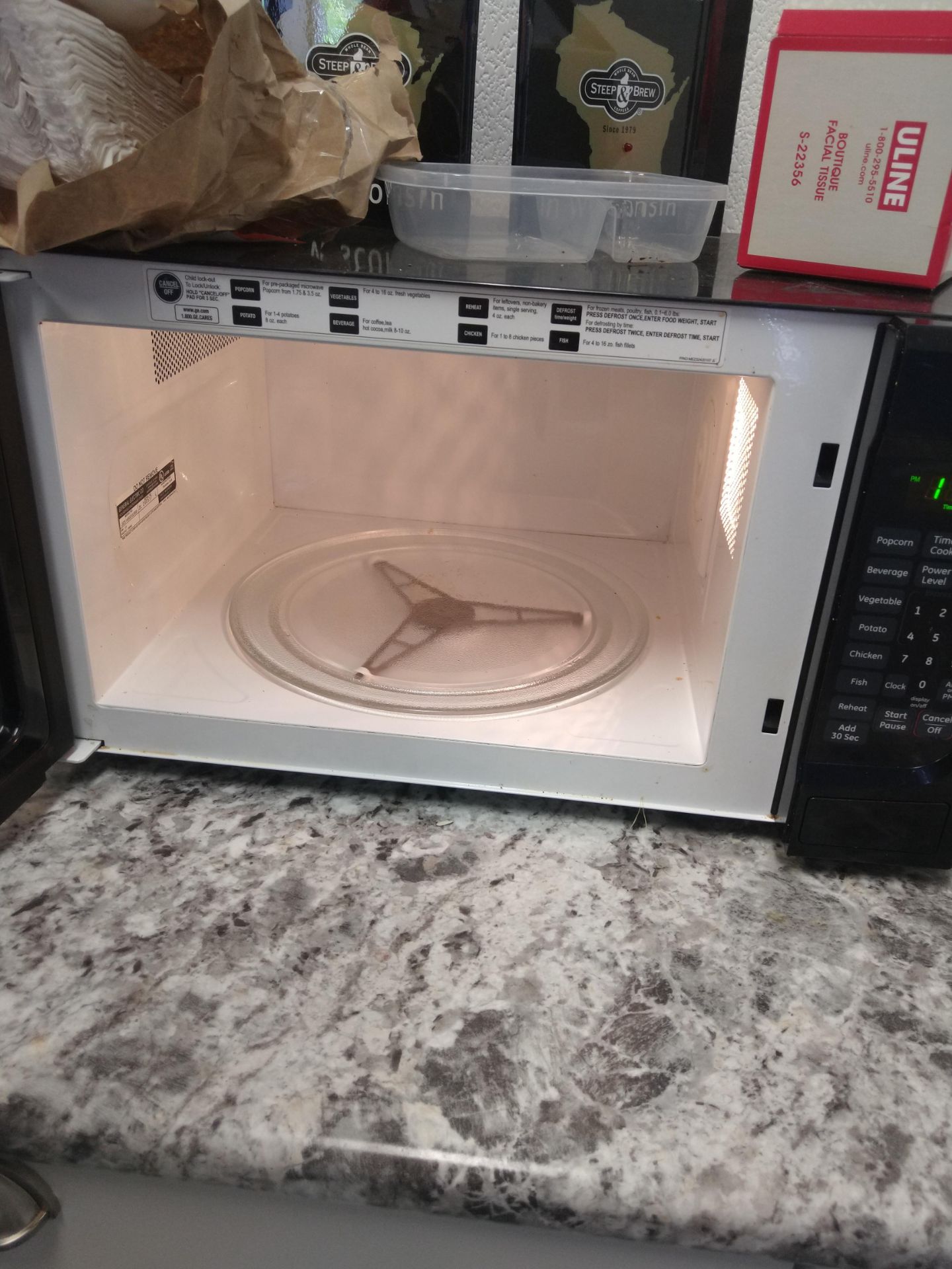 GENERAL ELECTRIC MICROWAVE, MODEL JES1460DS3BB, S/N ZL 200537 L (LOCATED IN MADISON, WI) - Image 2 of 3