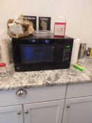 GENERAL ELECTRIC MICROWAVE, MODEL JES1460DS3BB, S/N ZL 200537 L (LOCATED IN MADISON, WI)