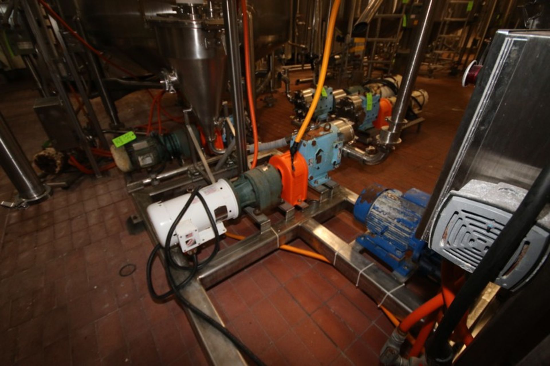 S/S Blending Skid, with Waukesha Cherry-Burrell Positive Displacement Pump, M/N 130, S/N - Image 7 of 9