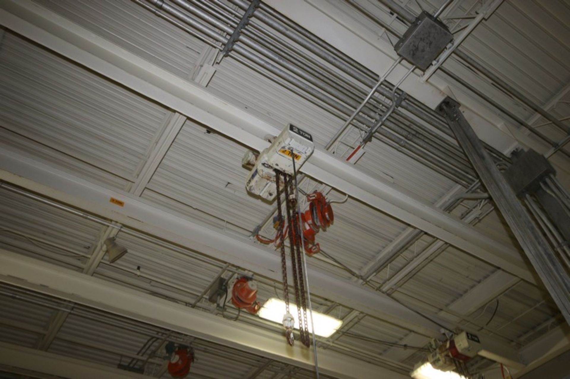 Coffing 2-Ton Electric Hoist, with Hand Control & Coffing Cord Reel (NOTE: Does Not Include Cross - Bild 2 aus 3