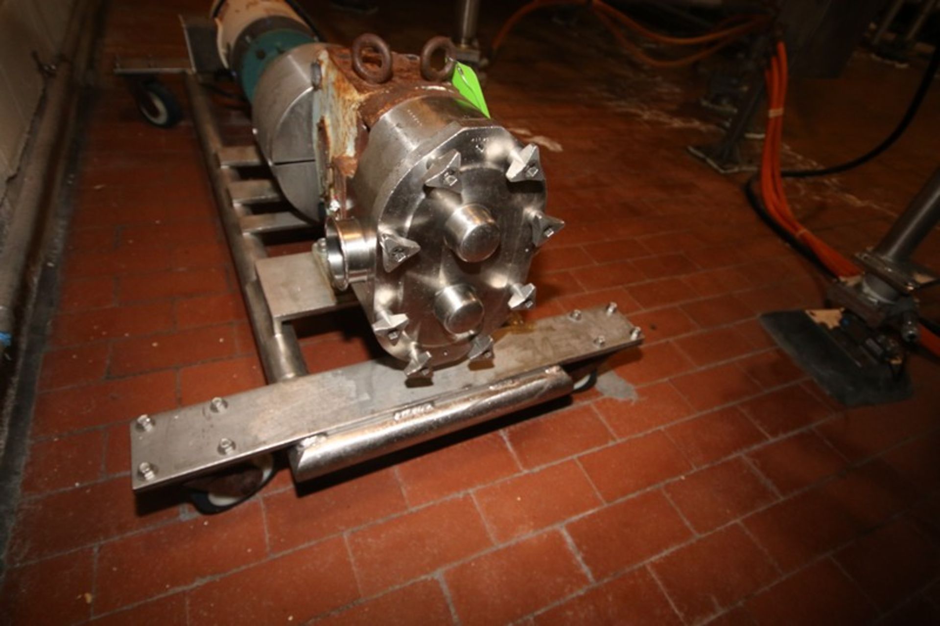 WCB 10 hp Positive Displacement Pump, M/N 130, S/N 41176506, with Baldor 1770 RPM Motor, Mounted - Bild 3 aus 8