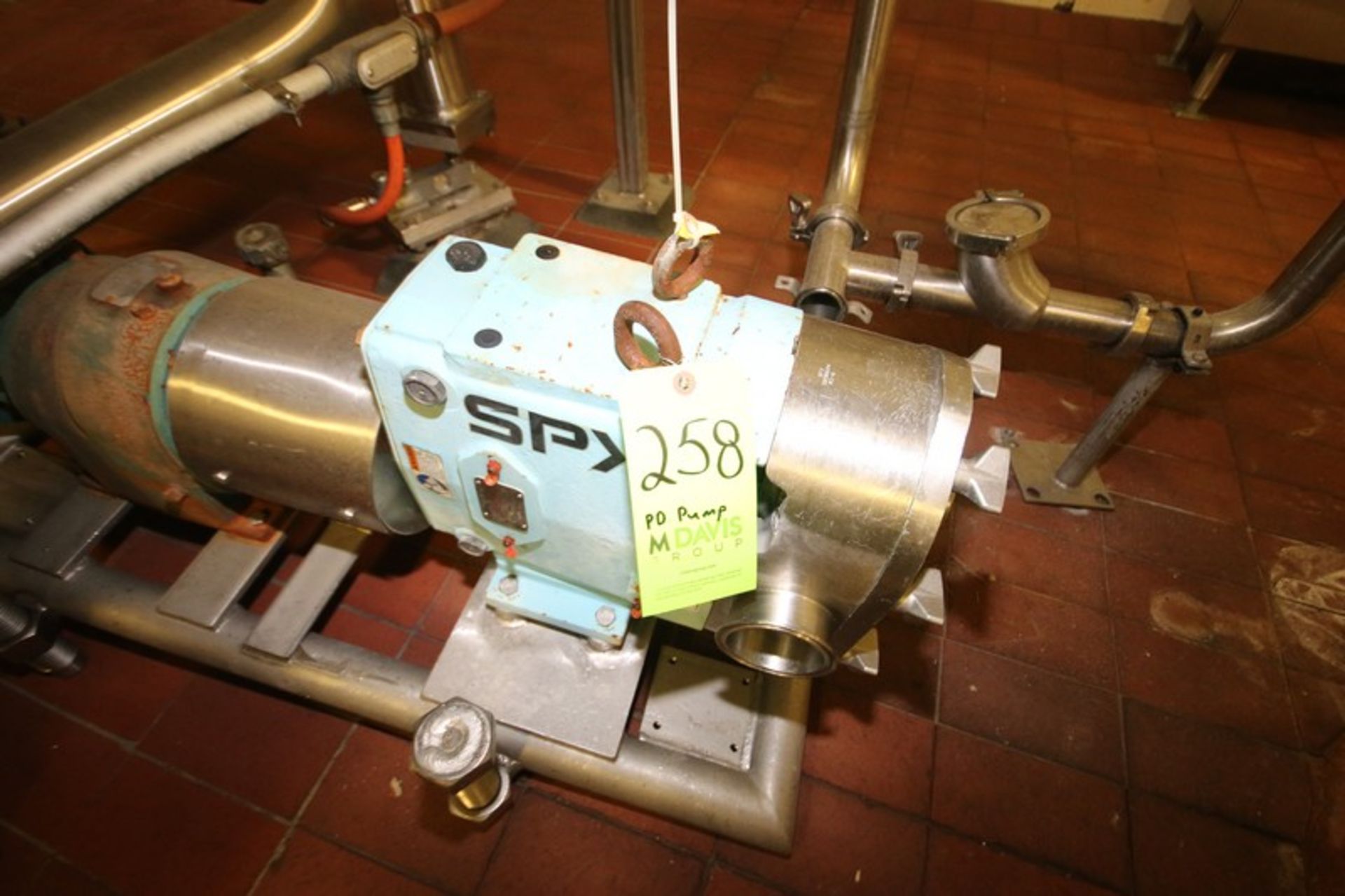 2015 SPX 7.5 hp Positive Displacement Pump, M/N 130U1, S/N 3050694 R1-6, with Aprox. 2-3/4" Clamp - Image 5 of 6